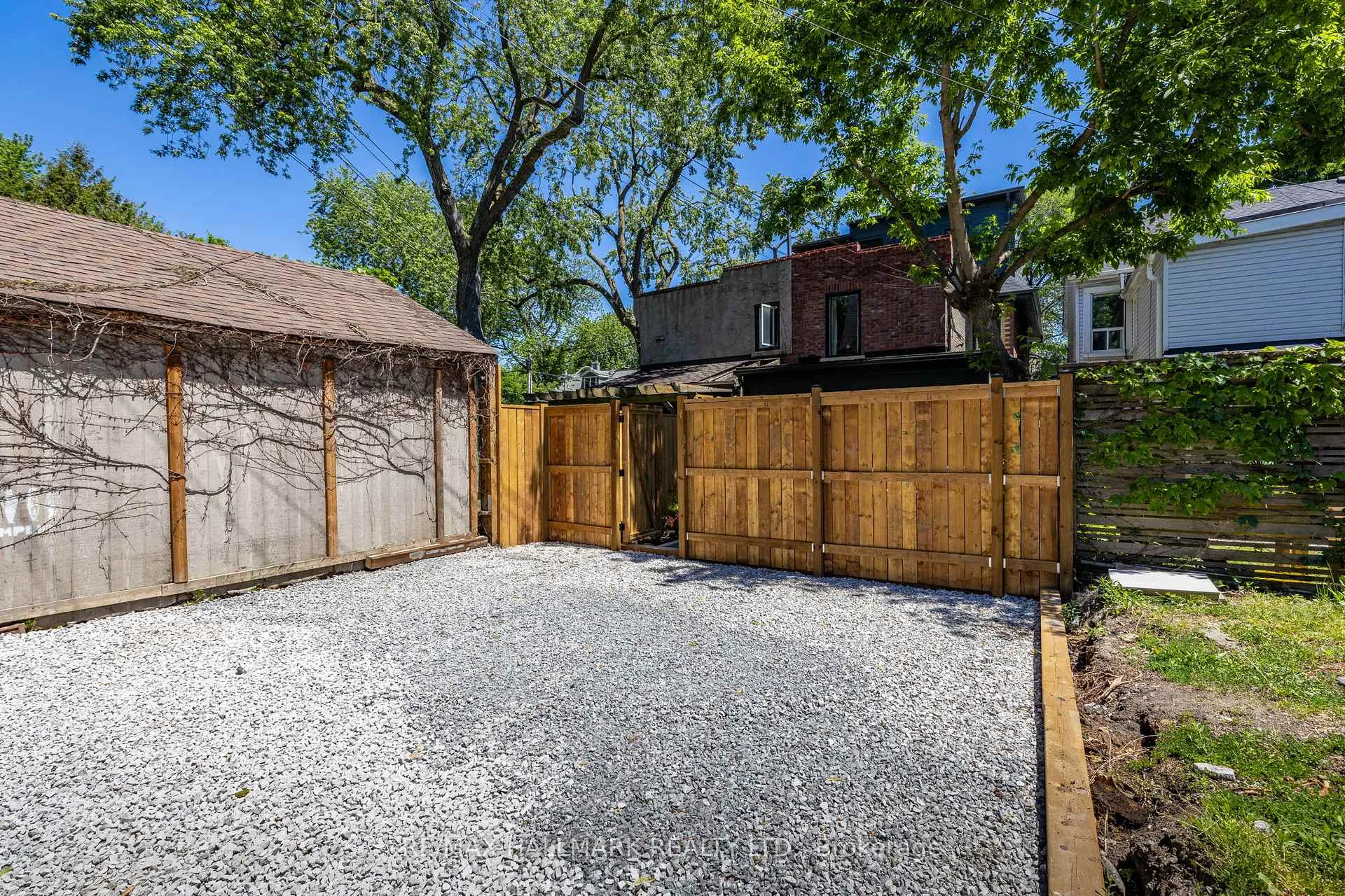 Photo 48 of 32 Howland Road, Toronto, North Riverdale — HOMEH