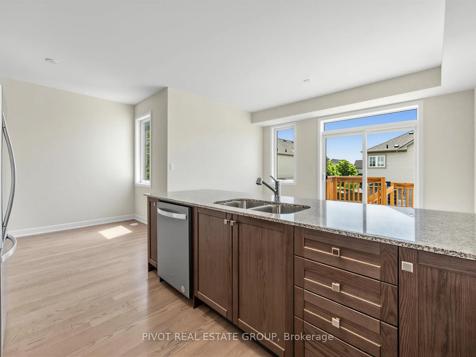 Photo 8 of 25 Lively Way, Whitby, Rolling Acres — HOMEH