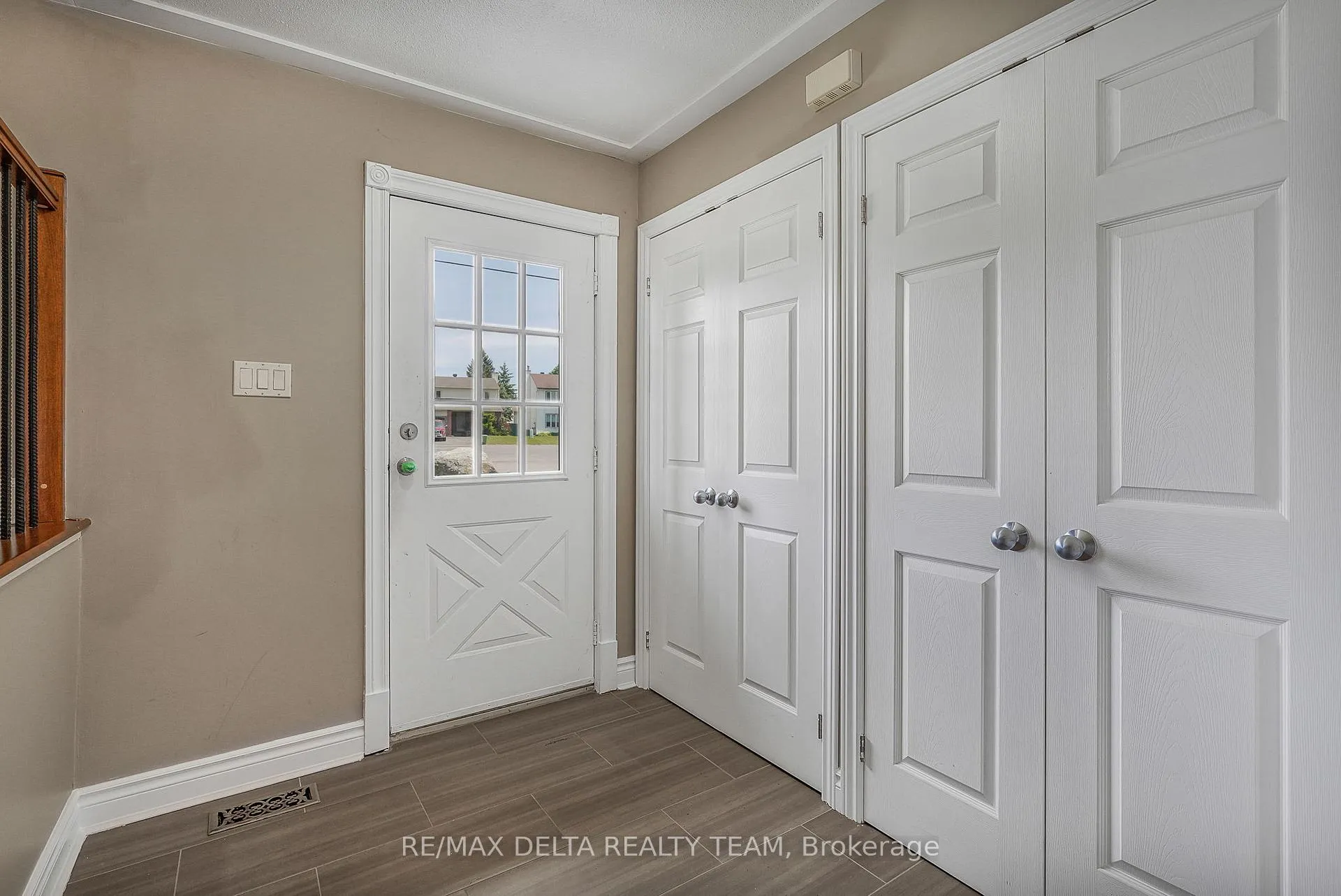 Photo 3 of 1596 Boyer Road, Ottawa, Chapel Hill — HOMEH