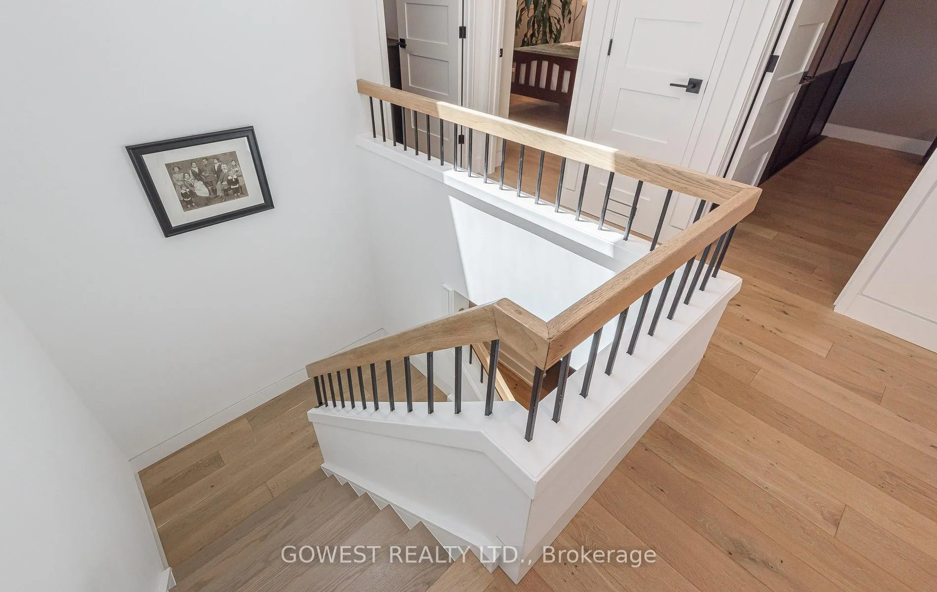 Photo 18 of 4098 Jefton Crescent, Mississauga, Erin Mills — HOMEH