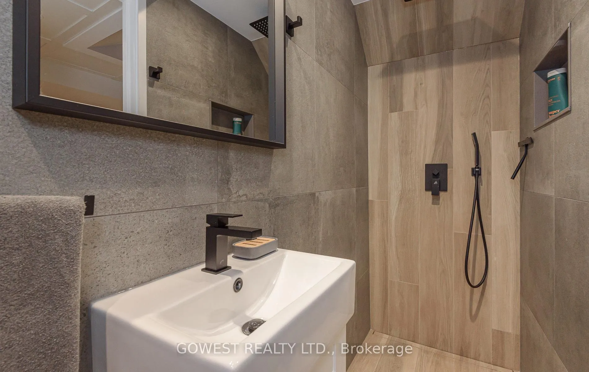 Photo 34 of 4098 Jefton Crescent, Mississauga, Erin Mills — HOMEH