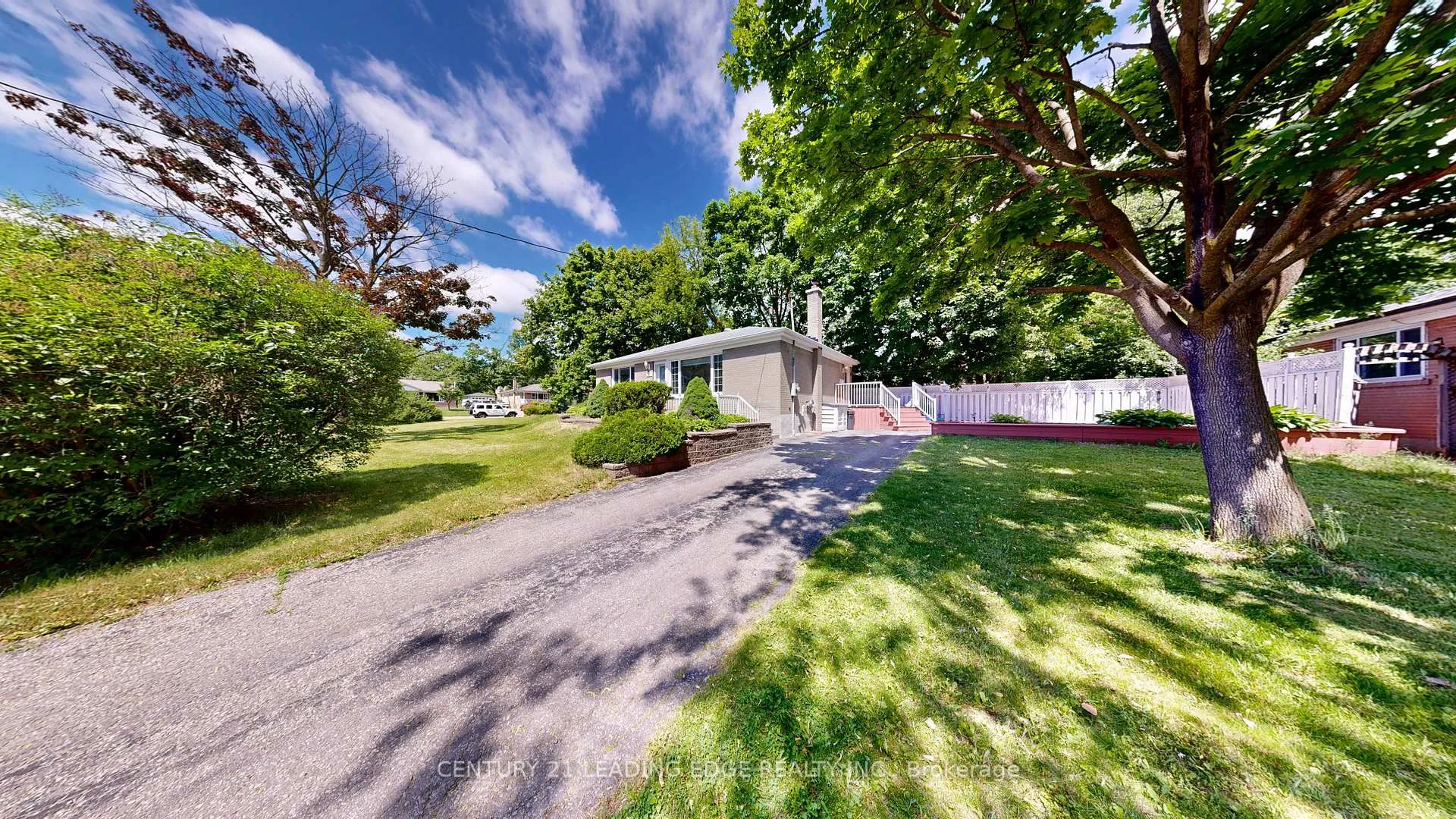 Photo 2 of 11 Hiley Avenue, Ajax, Central West — HOMEH