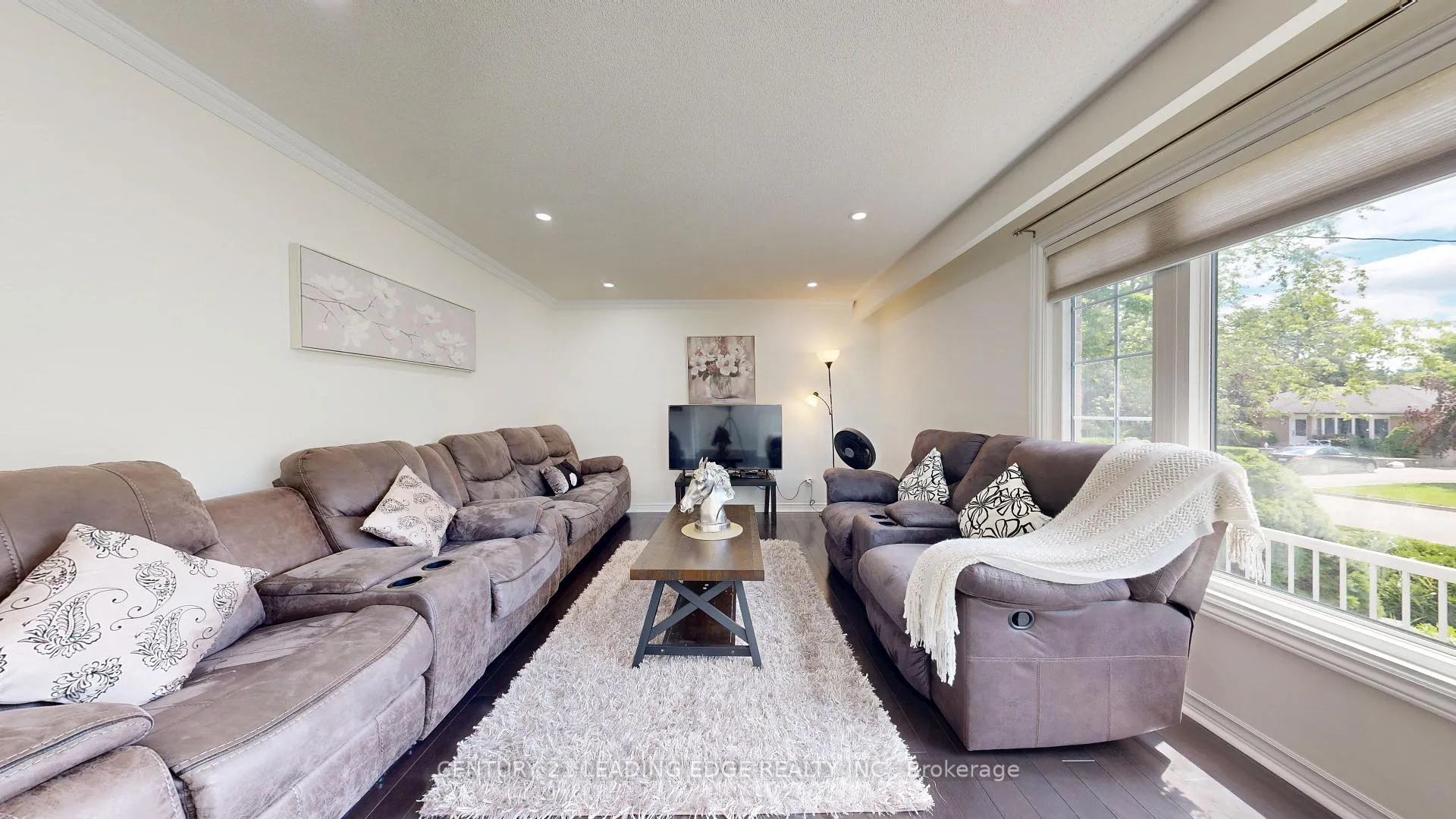 Photo 9 of 11 Hiley Avenue, Ajax, Central West — HOMEH