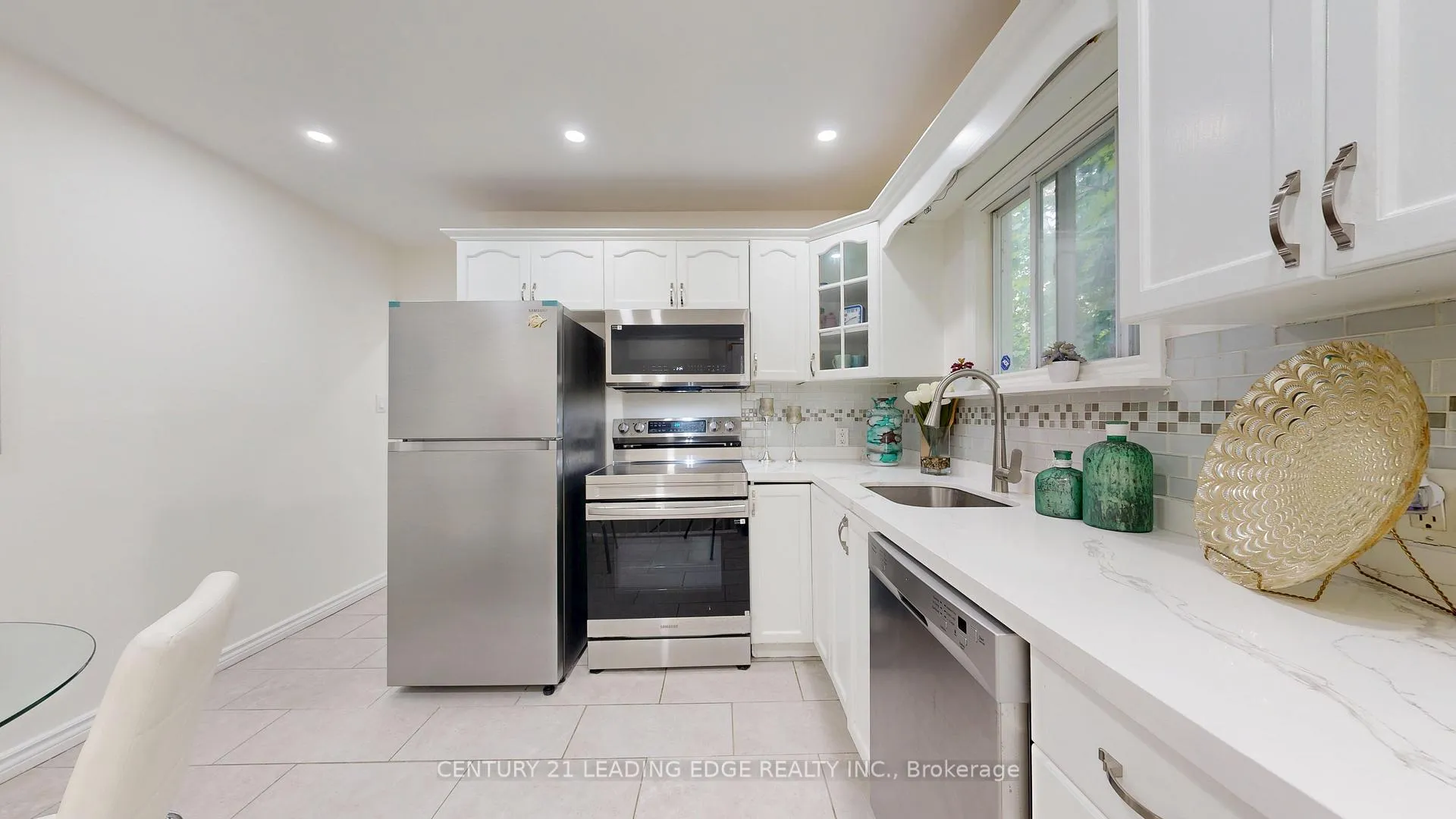 Photo 13 of 11 Hiley Avenue, Ajax, Central West — HOMEH