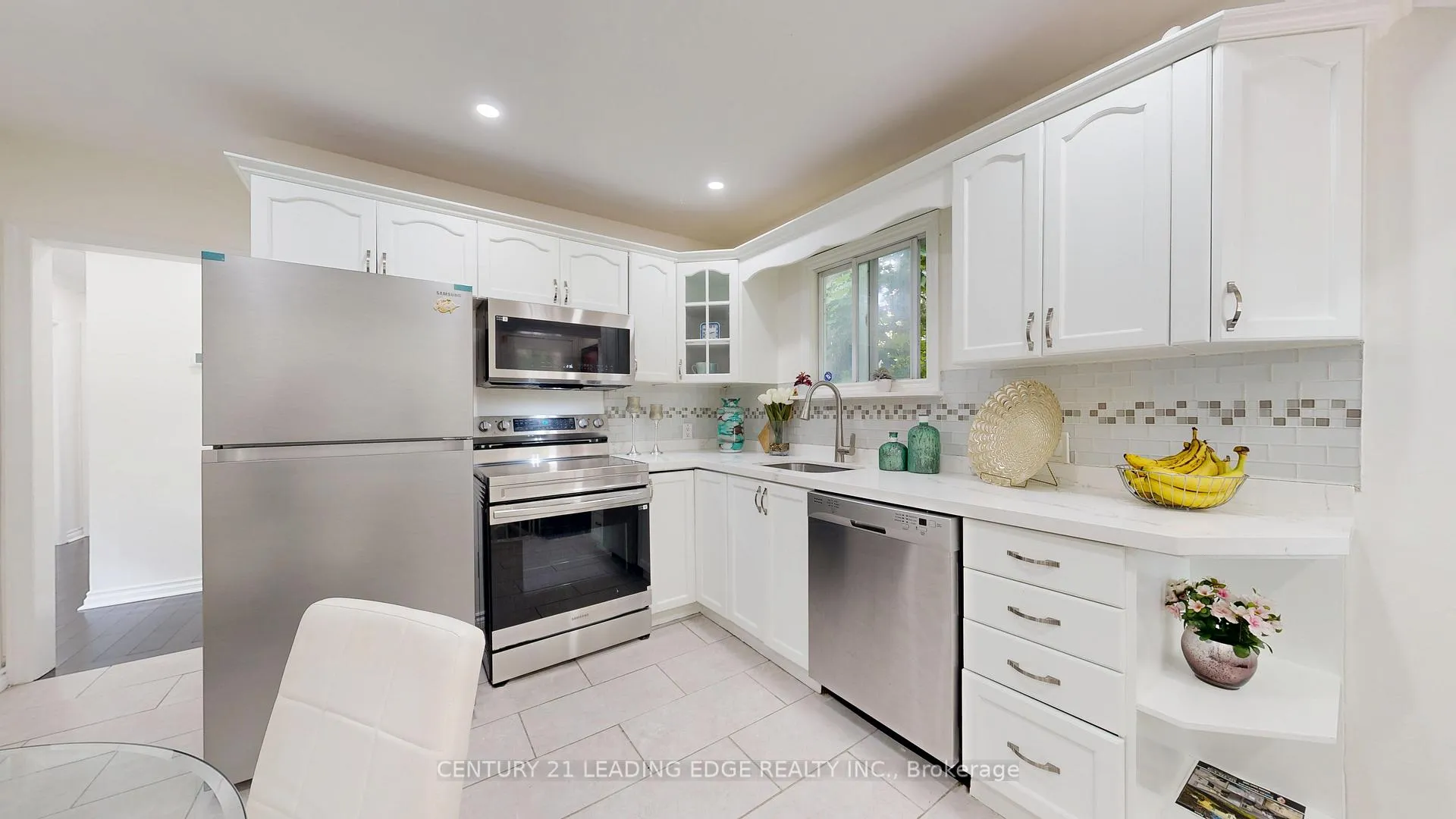 Photo 17 of 11 Hiley Avenue, Ajax, Central West — HOMEH