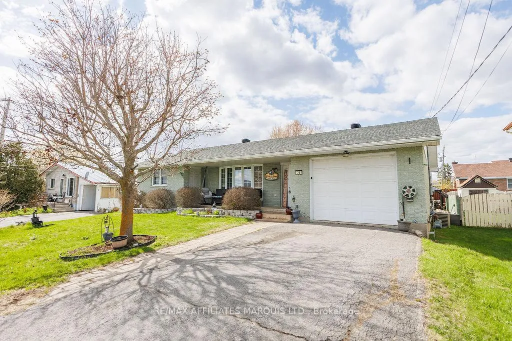 Photo 8 of 75 Gauthier Street, North Glengarry, Alexandria — HOMEH