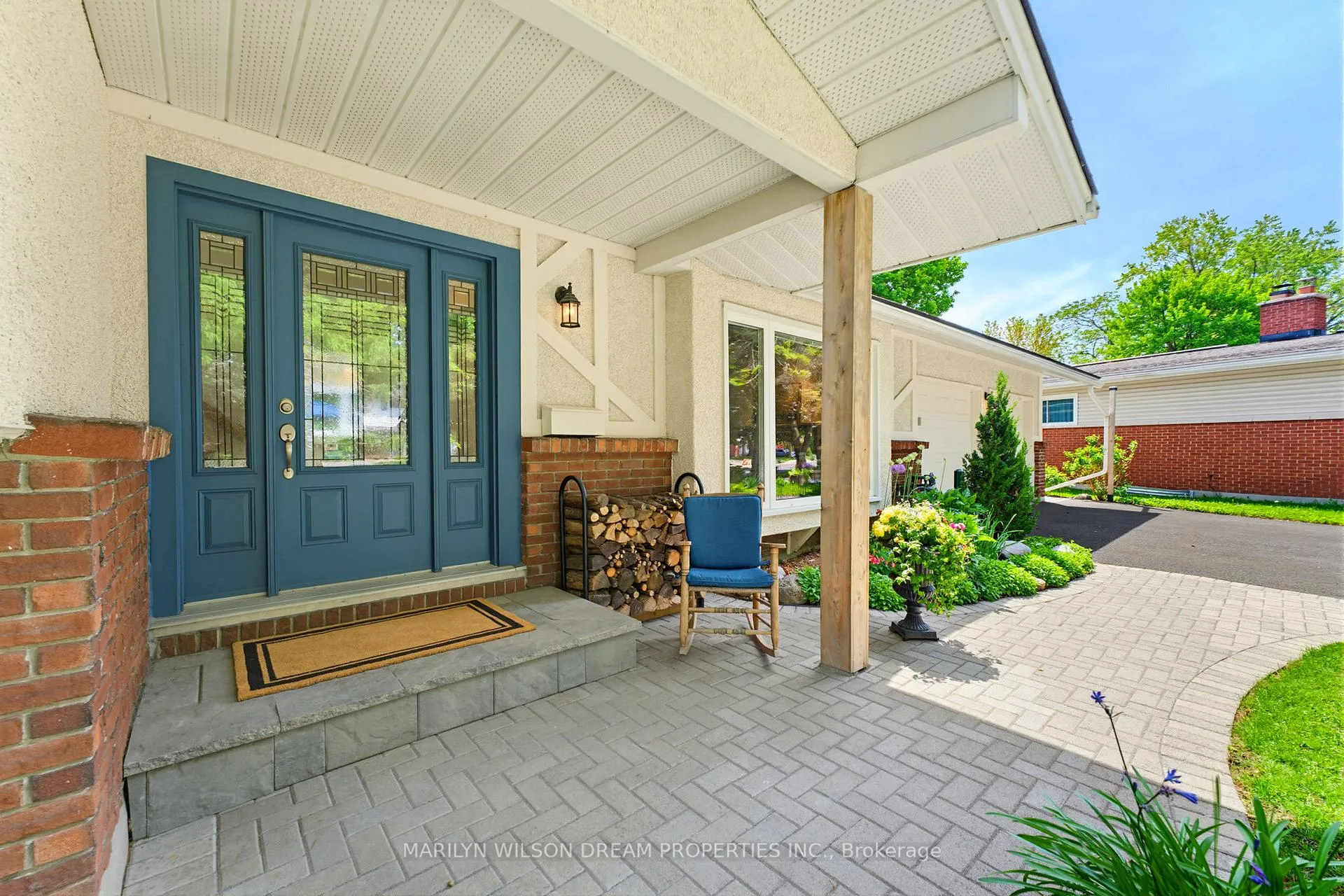 Photo 5 of 2030 Featherston Drive, Ottawa, Guildwood Estates - Urbandale Acres — HOMEH