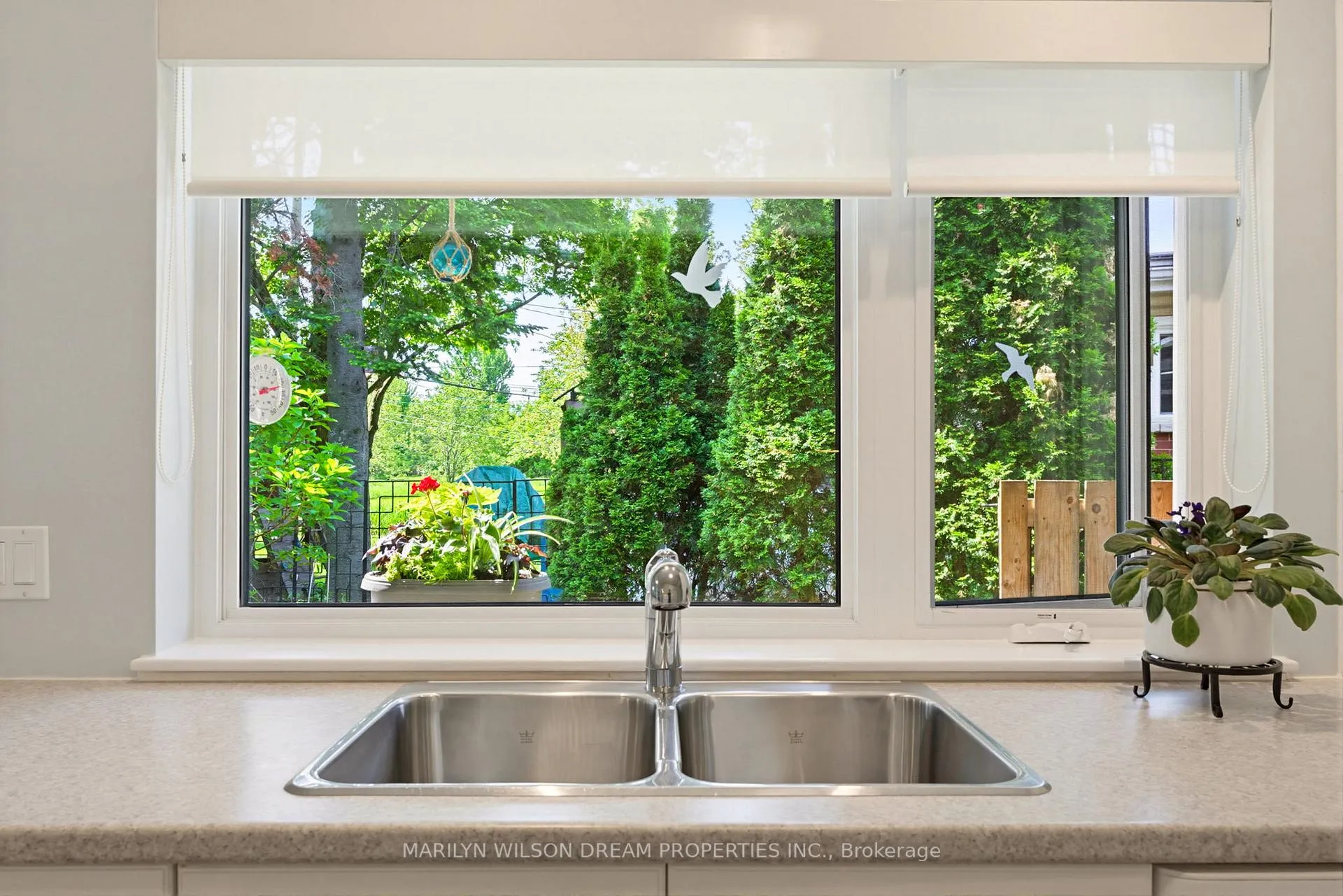 Photo 35 of 2030 Featherston Drive, Ottawa, Guildwood Estates - Urbandale Acres — HOMEH