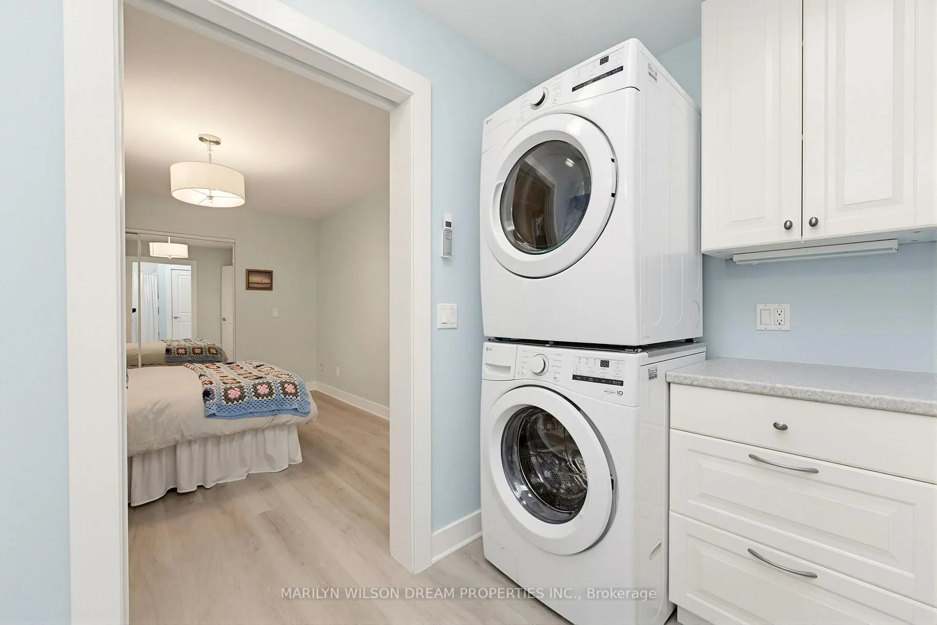 Photo 42 of 2030 Featherston Drive, Ottawa, Guildwood Estates - Urbandale Acres — HOMEH
