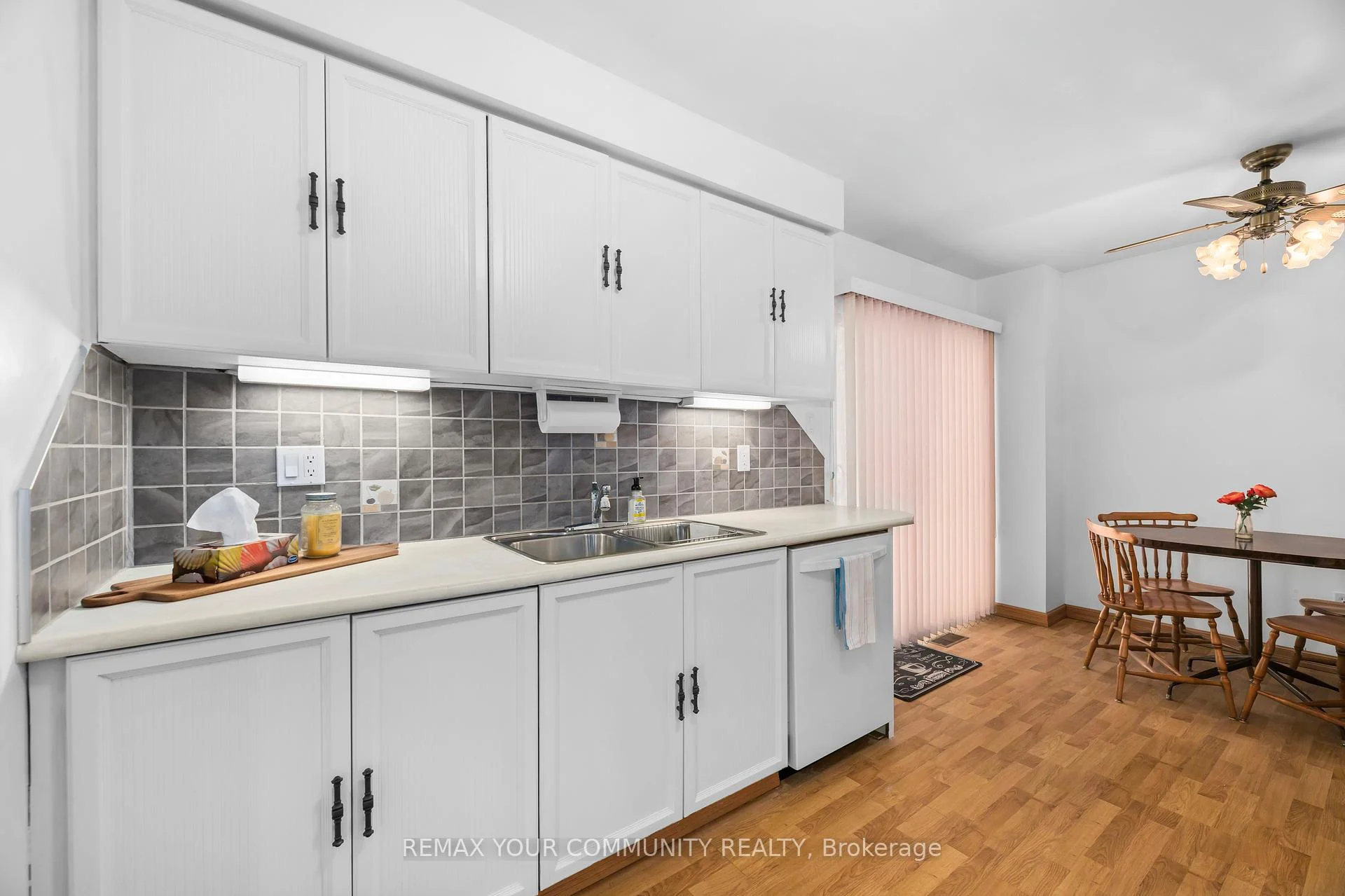 Photo 19 of 21 Wright Crescent, Ajax, Central — HOMEH