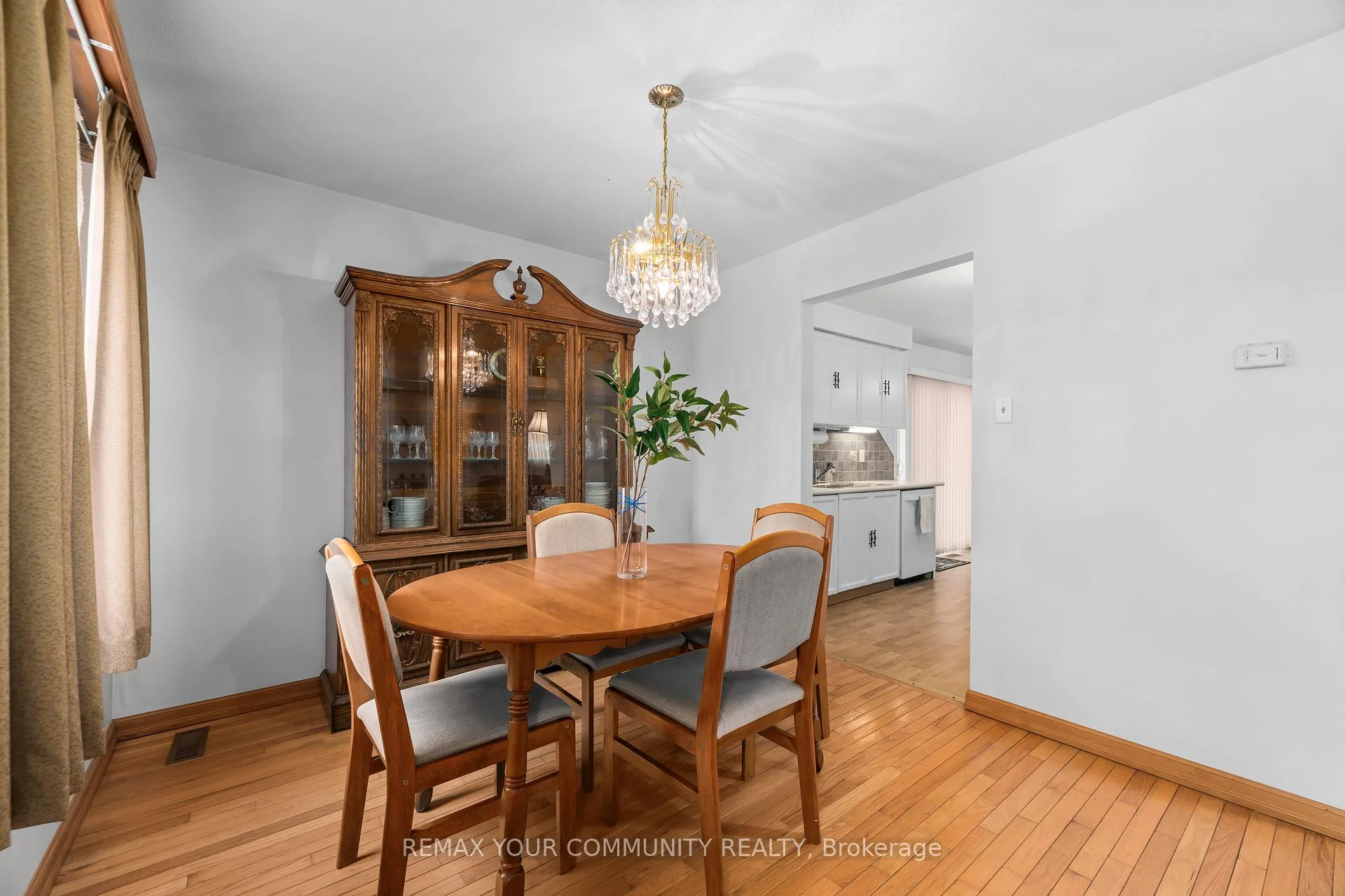 Photo 23 of 21 Wright Crescent, Ajax, Central — HOMEH