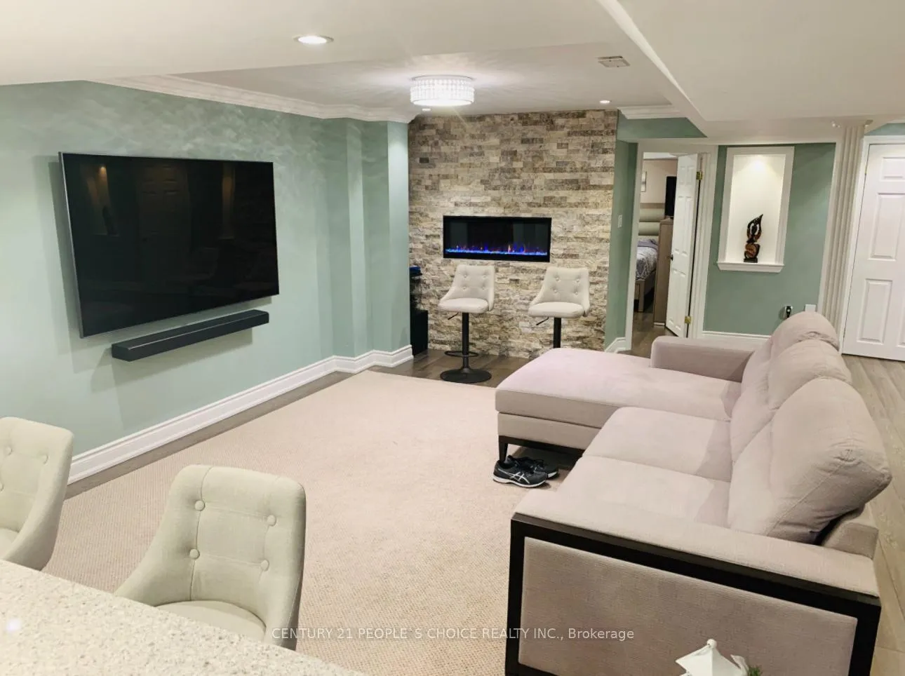 Photo 2 of Unit Basement, 55 Beechnut Road, Vaughan, West Woodbridge — HOMEH