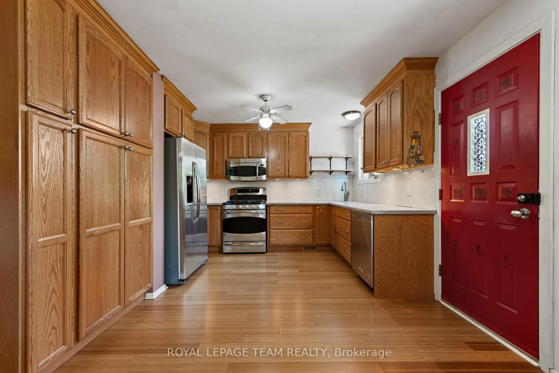 Photo 7 of 961 Greenbriar Avenue, Ottawa, Carleton Heights — HOMEH