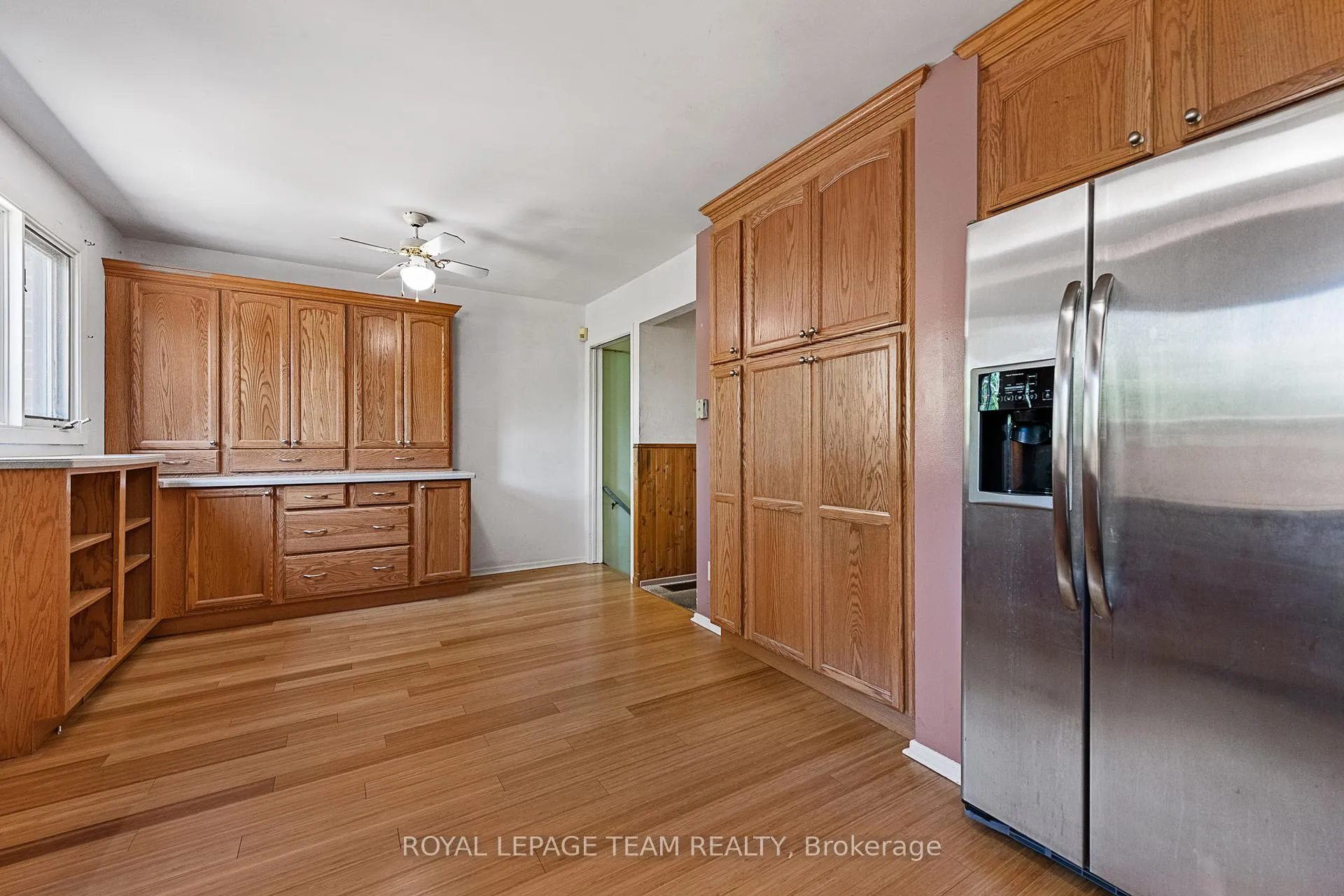 Photo 9 of 961 Greenbriar Avenue, Ottawa, Carleton Heights — HOMEH