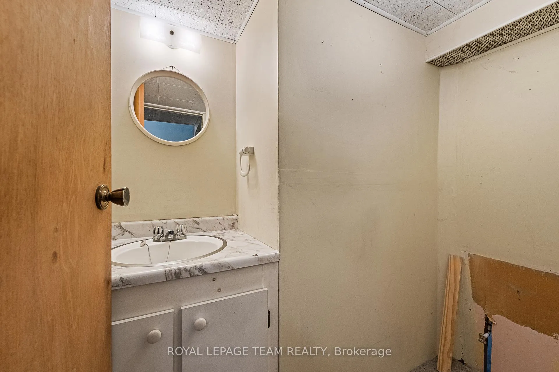 Photo 25 of 961 Greenbriar Avenue, Ottawa, Carleton Heights — HOMEH
