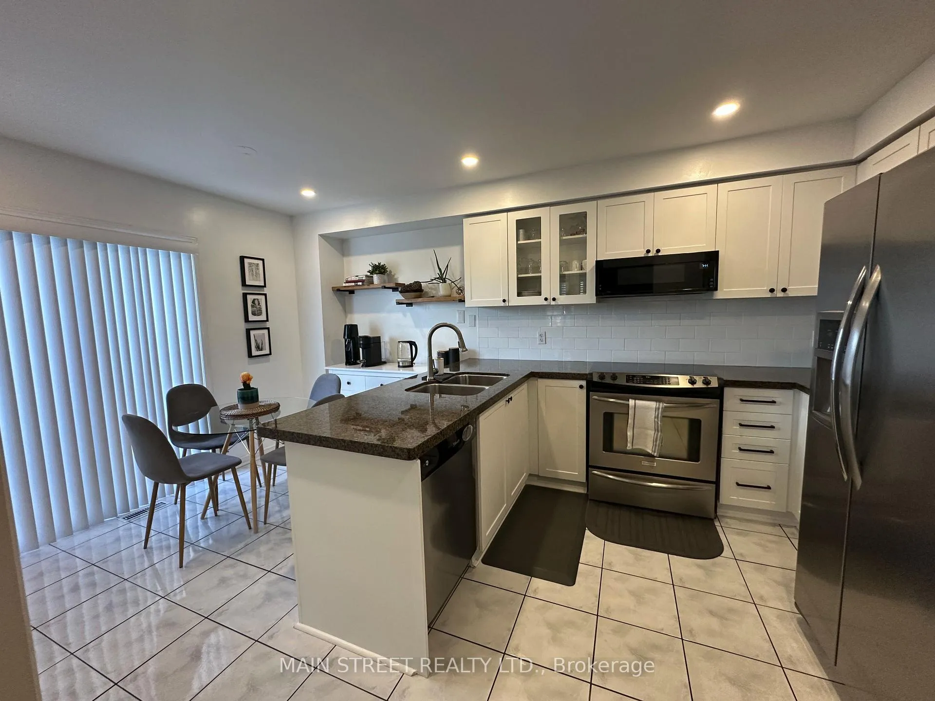 Photo 10 of 20 Horstman Street, Markham, Rouge River Estates — HOMEH