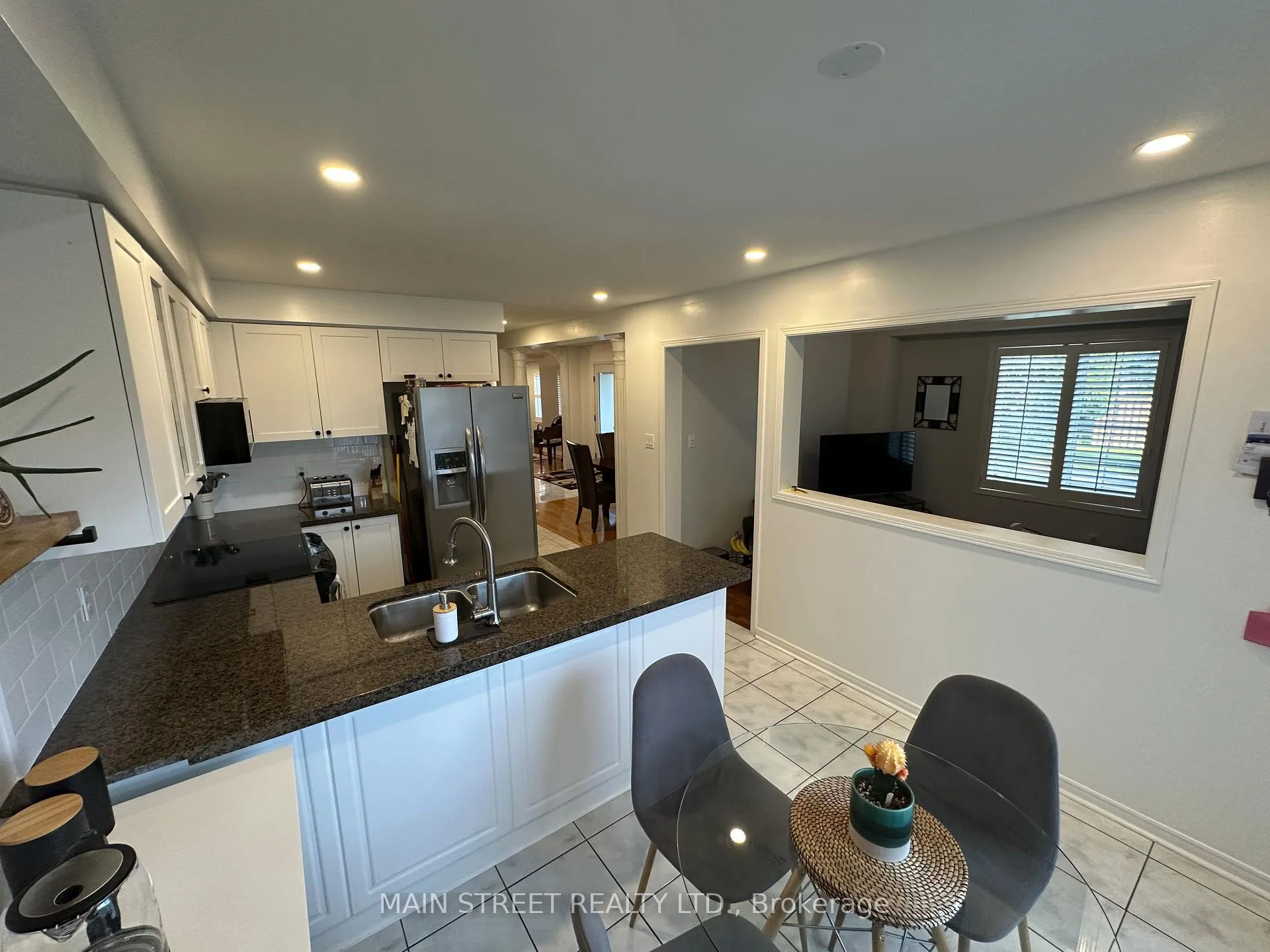 Photo 12 of 20 Horstman Street, Markham, Rouge River Estates — HOMEH