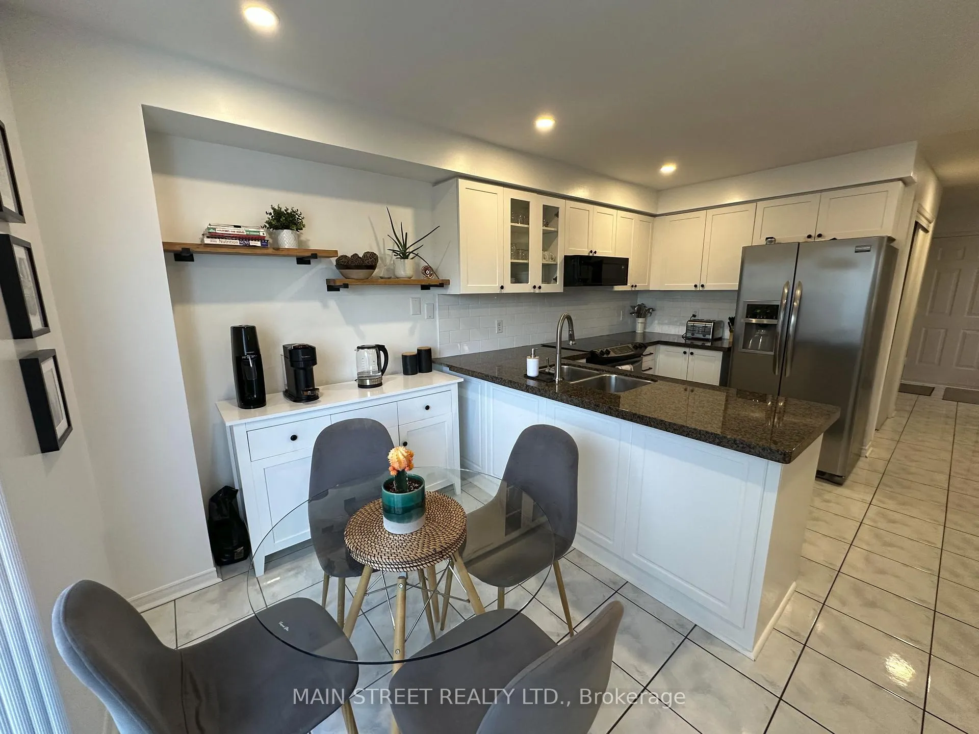 Photo 13 of 20 Horstman Street, Markham, Rouge River Estates — HOMEH