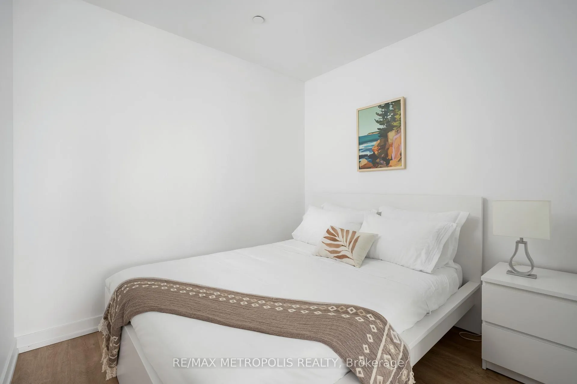 Photo 9 of Unit 407, 2300 St Clair Avenue W, Toronto, Junction Area — HOMEH