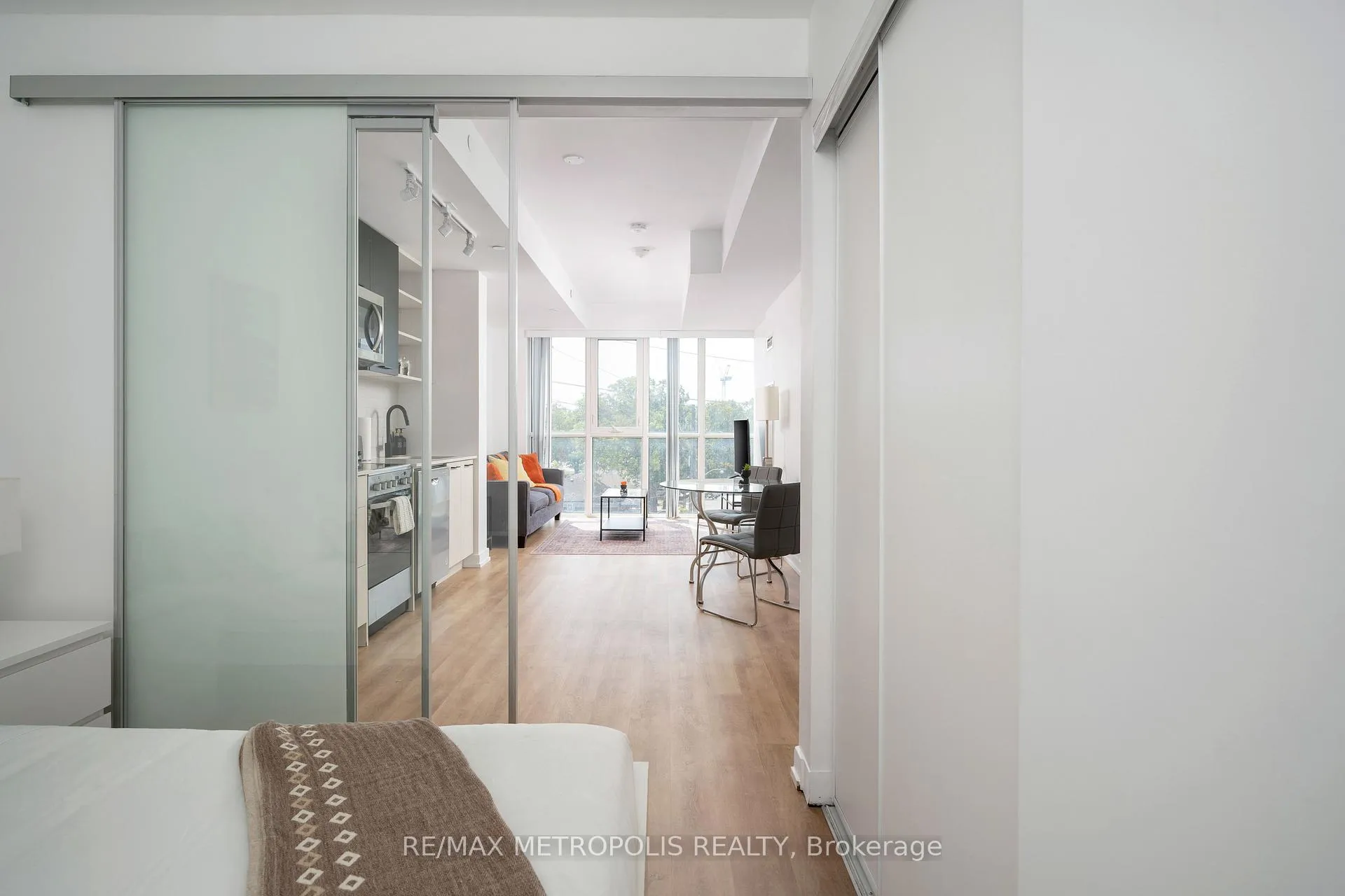 Photo 10 of Unit 407, 2300 St Clair Avenue W, Toronto, Junction Area — HOMEH