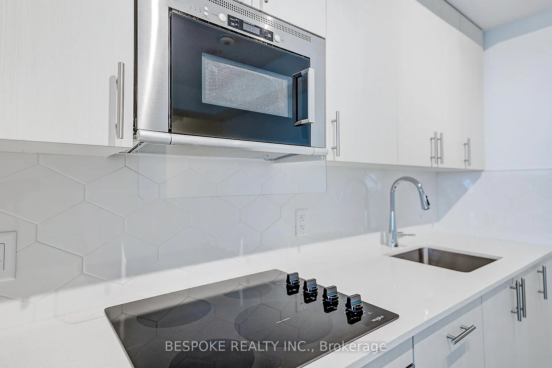 Photo 10 of Unit 714, 2545 Simcoe Street N, Oshawa, Windfields — HOMEH