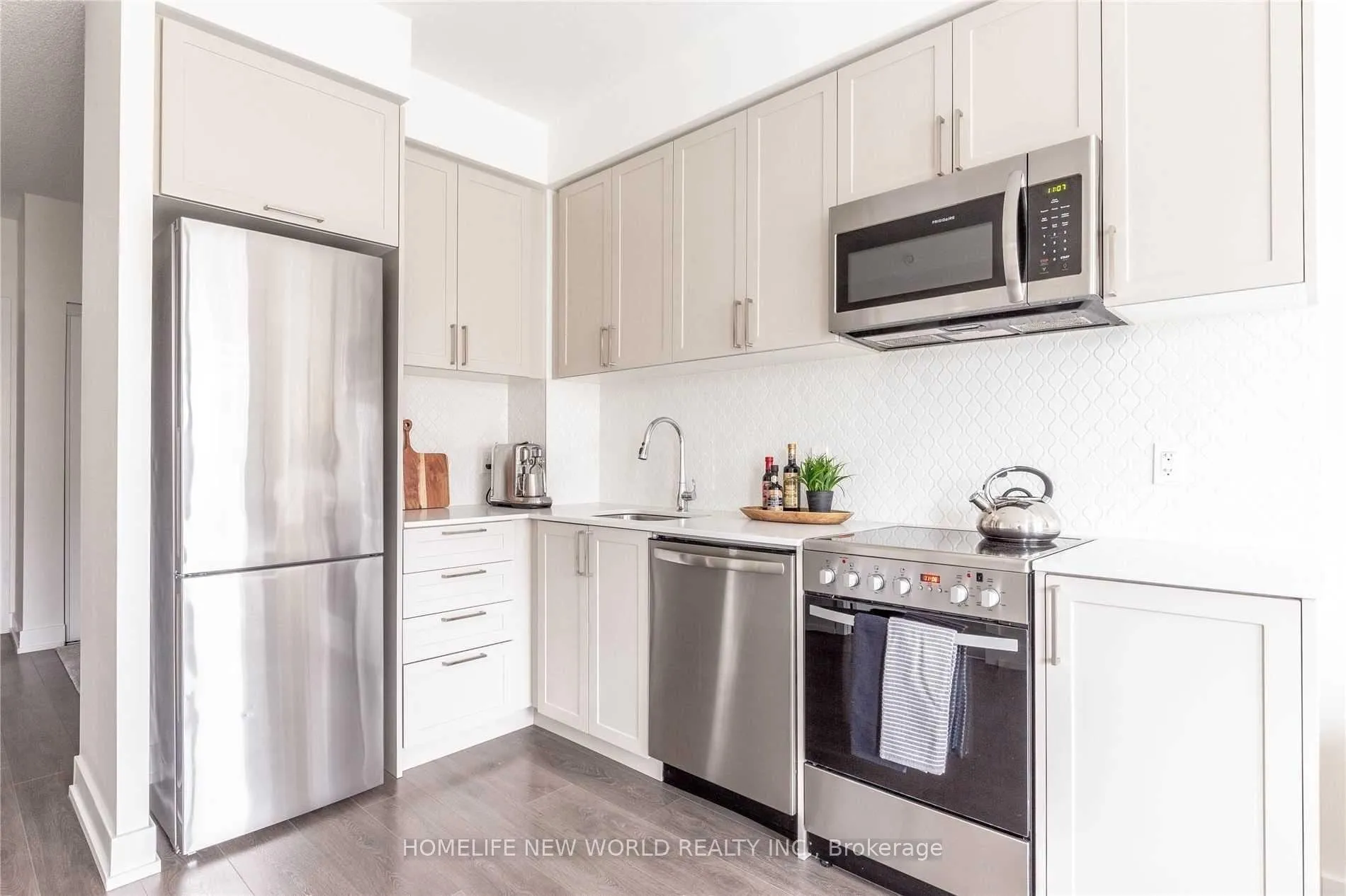 Photo 4 of Unit 218E, 278 Buchanan Drive, Markham, Unionville — HOMEH