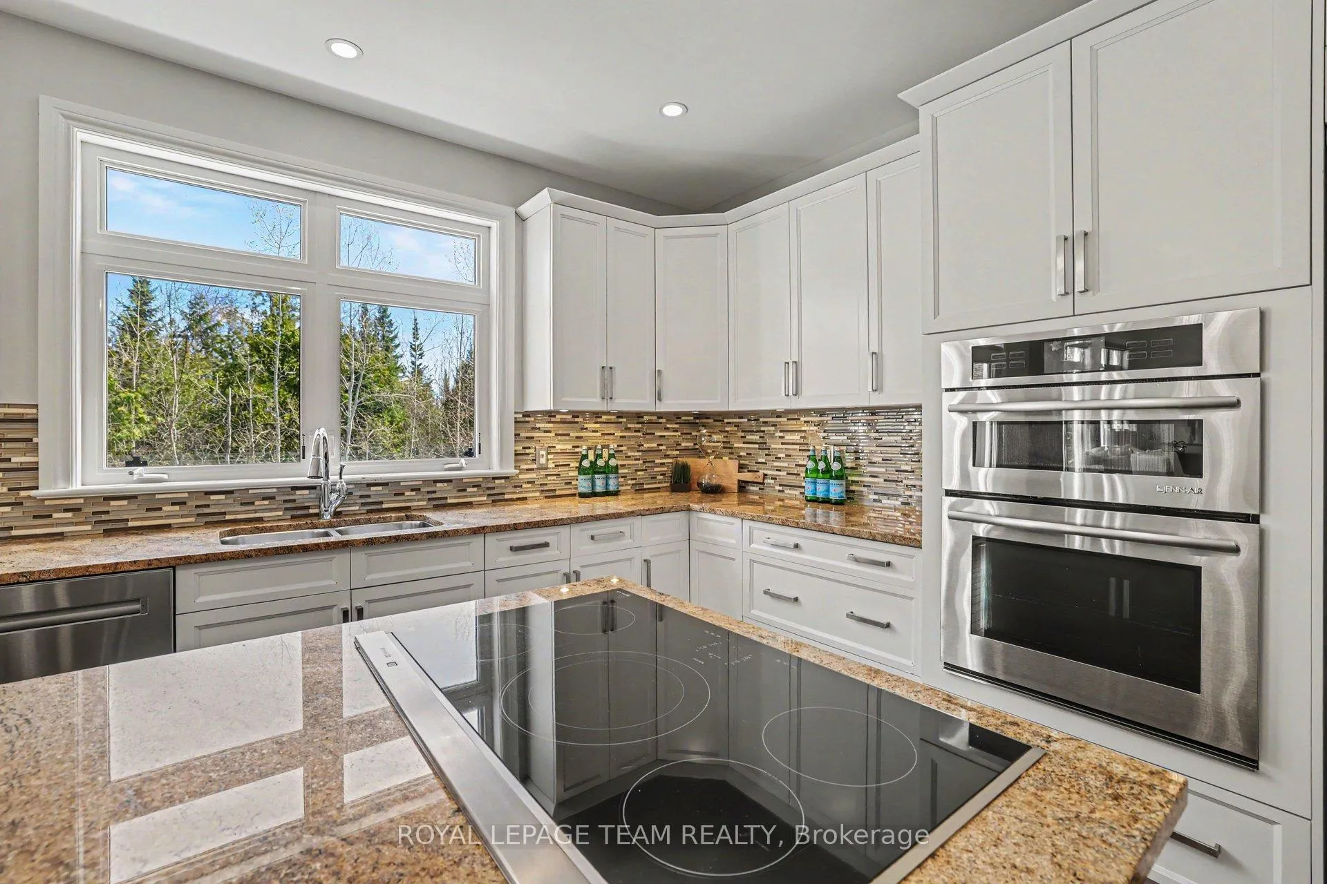 Photo 13 of 594 Overland Drive, Ottawa, Stittsville (North) — HOMEH