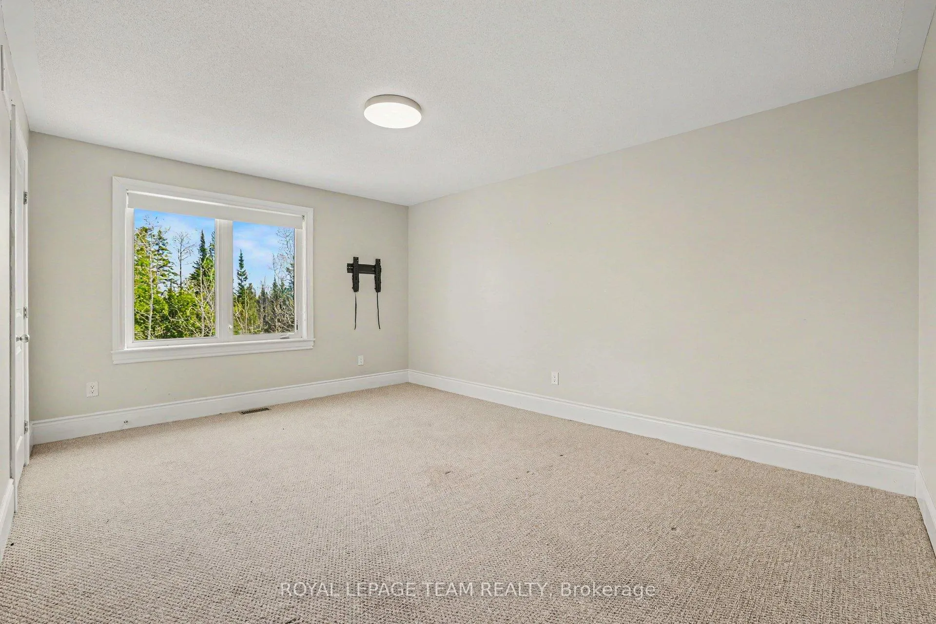 Photo 31 of 594 Overland Drive, Ottawa, Stittsville (North) — HOMEH