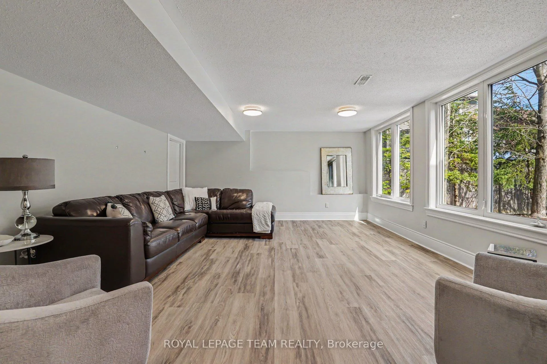 Photo 35 of 594 Overland Drive, Ottawa, Stittsville (North) — HOMEH