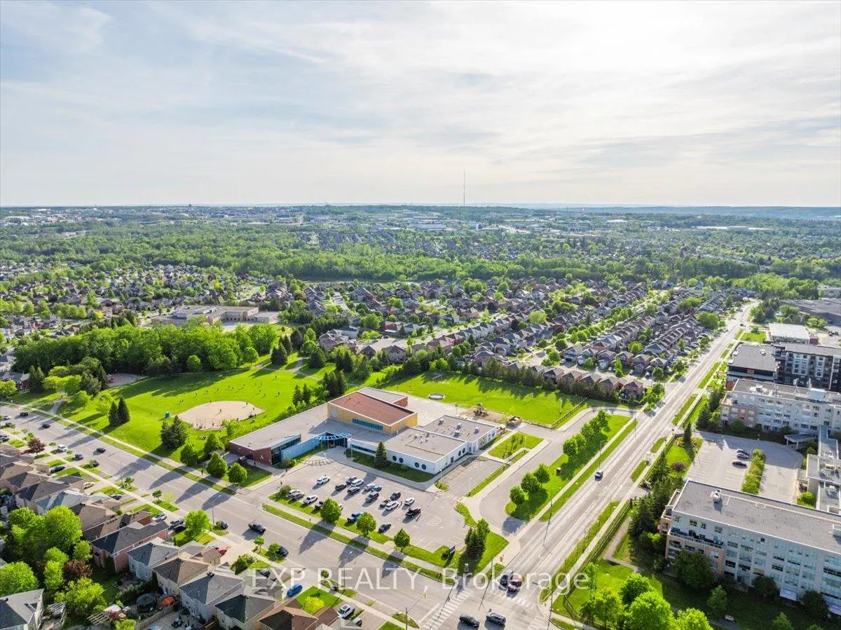 Photo 37 of 57 Dean Avenue, Barrie, Painswick South — HOMEH