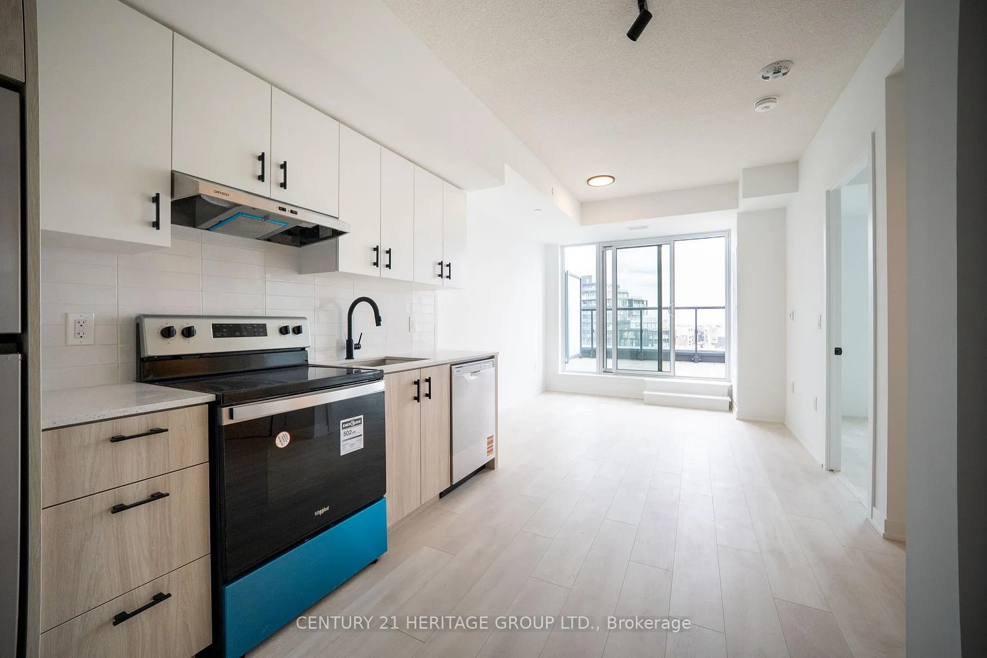 Photo 7 of Unit 431, 4878 Powers Common, Burlington, Alton — HOMEH