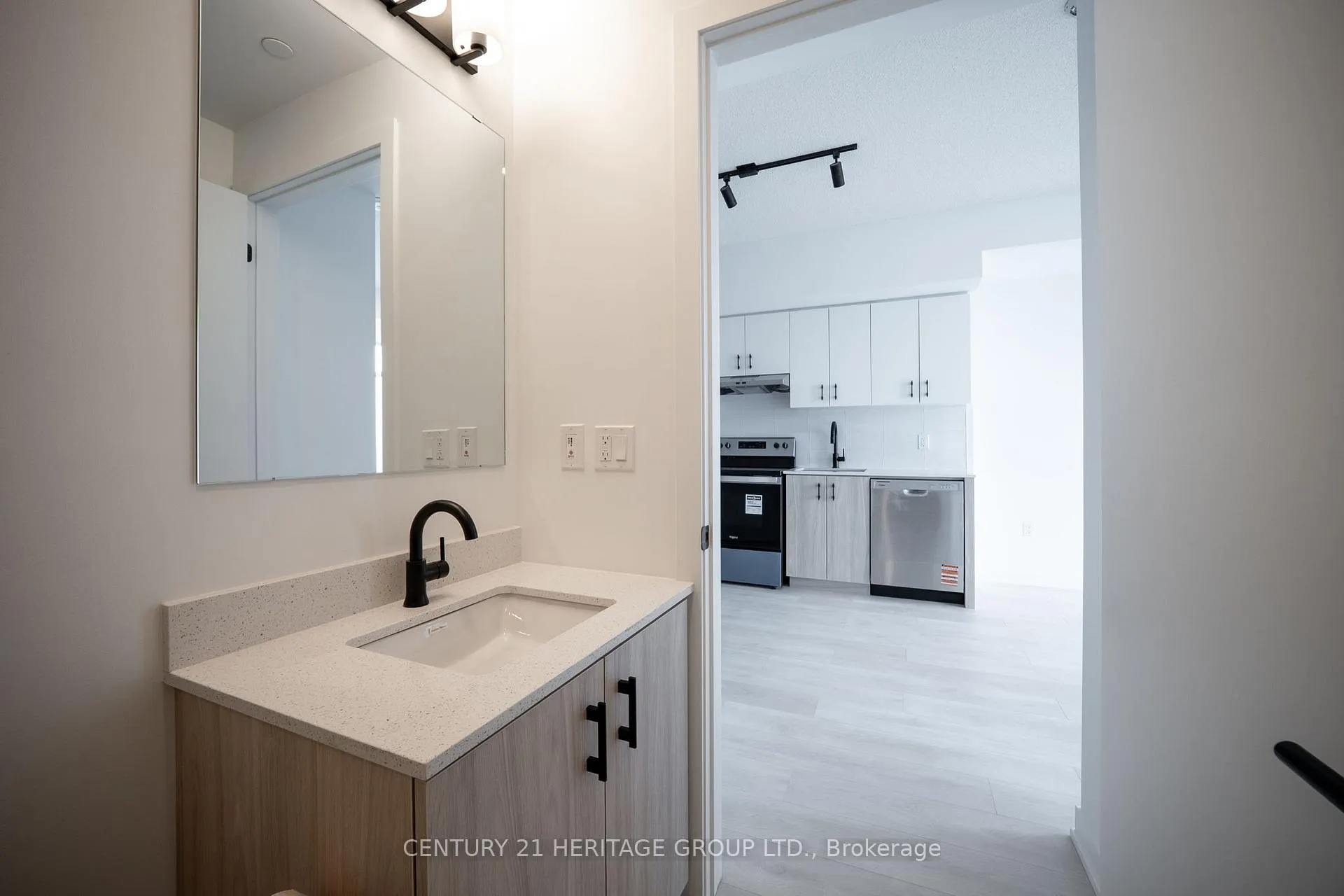 Photo 18 of Unit 431, 4878 Powers Common, Burlington, Alton — HOMEH