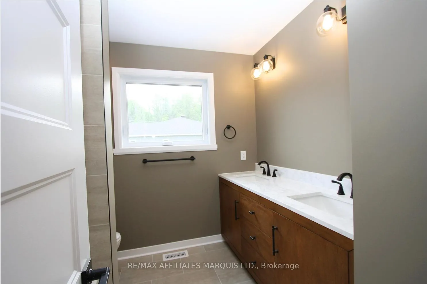 Photo 24 of 2542 Macgregor Drive, South Glengarry, South Glengarry (Lancaster) Twp — HOMEH