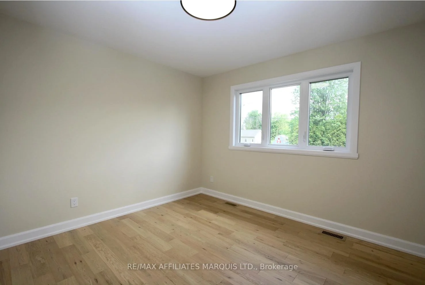 Photo 25 of 2542 Macgregor Drive, South Glengarry, South Glengarry (Lancaster) Twp — HOMEH