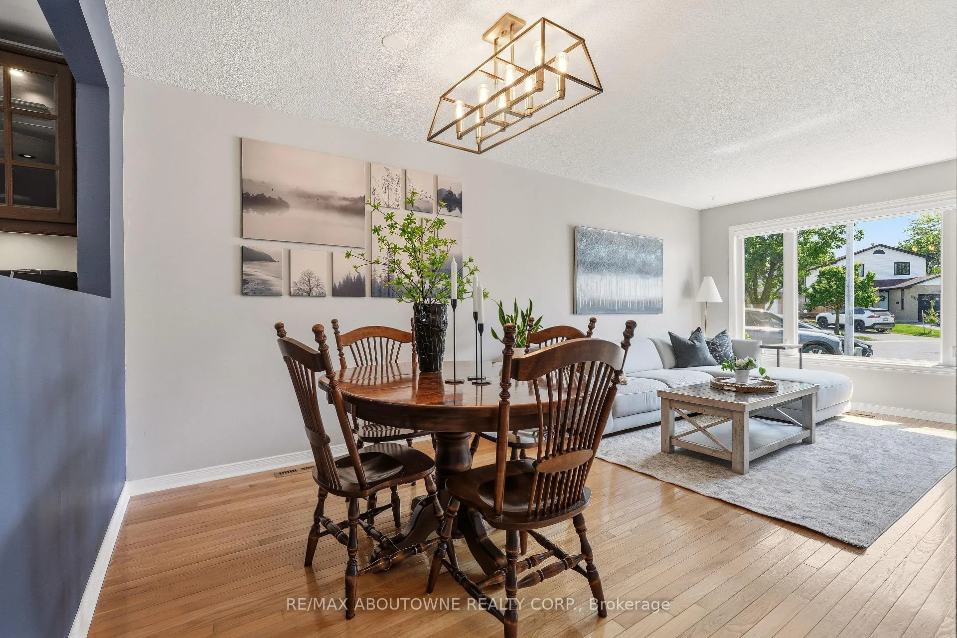 Photo 9 of 3054 Flanagan Court, Burlington, Brant Hills — HOMEH