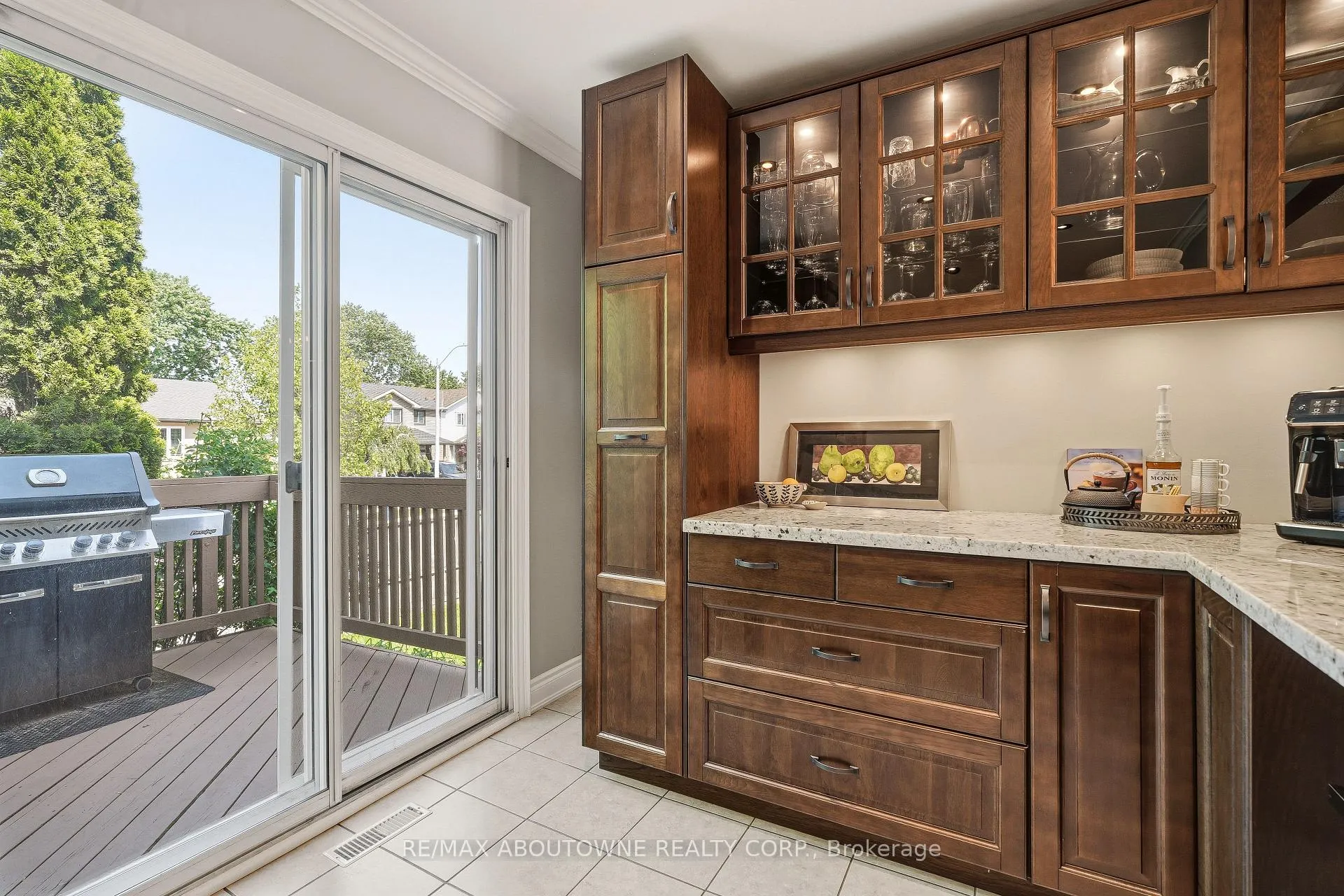 Photo 18 of 3054 Flanagan Court, Burlington, Brant Hills — HOMEH