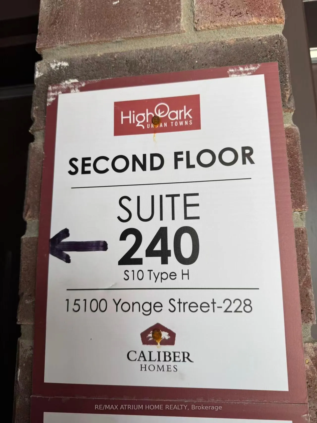 Photo 13 of Unit 228, 15100 Yonge Street N, Aurora, Aurora Village — HOMEH