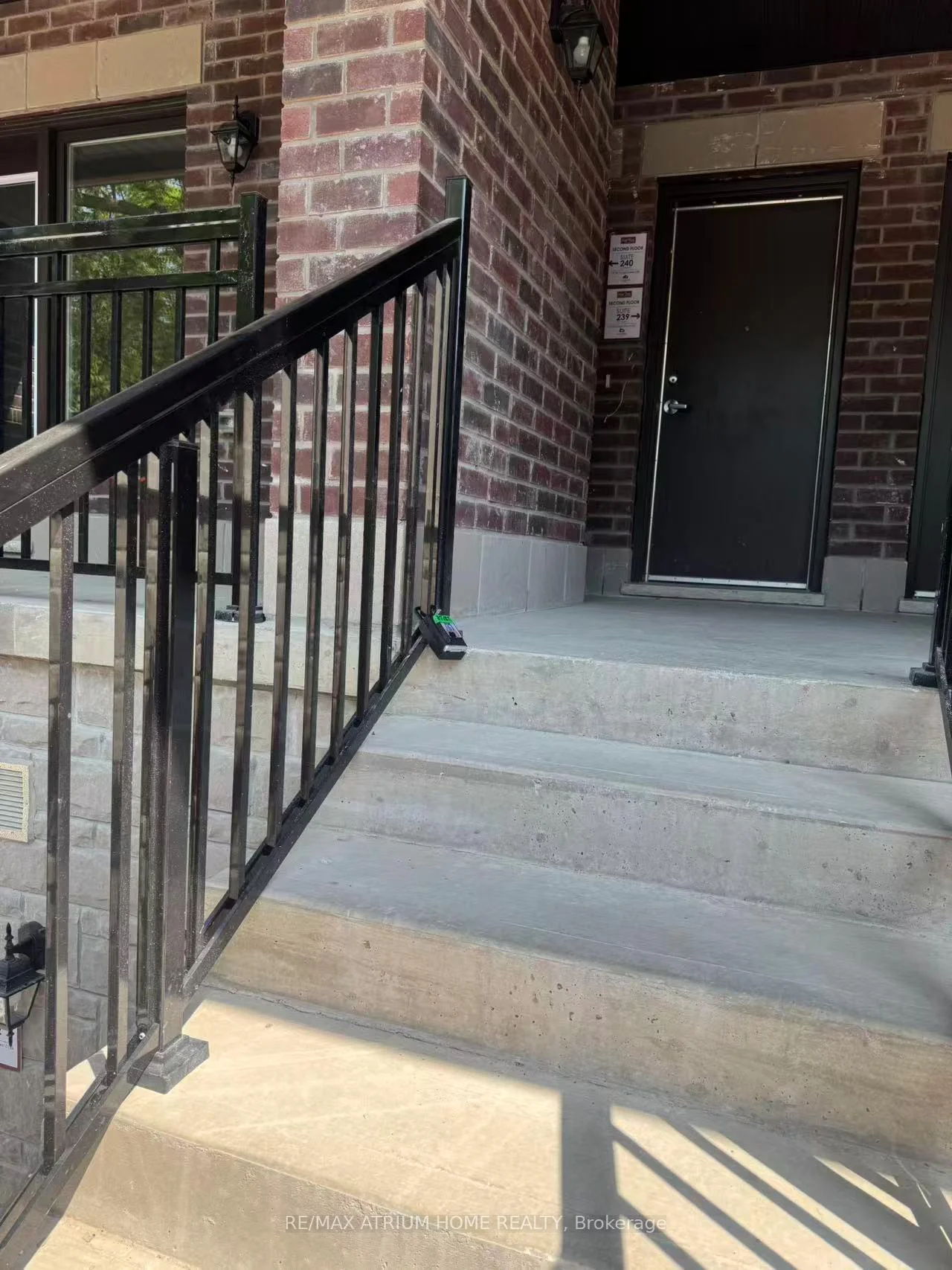 Photo 15 of Unit 228, 15100 Yonge Street N, Aurora, Aurora Village — HOMEH