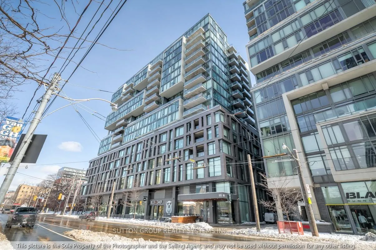 Photo 2 of Unit 523, 111 Bathurst Street, Toronto, Waterfront Communities — HOMEH
