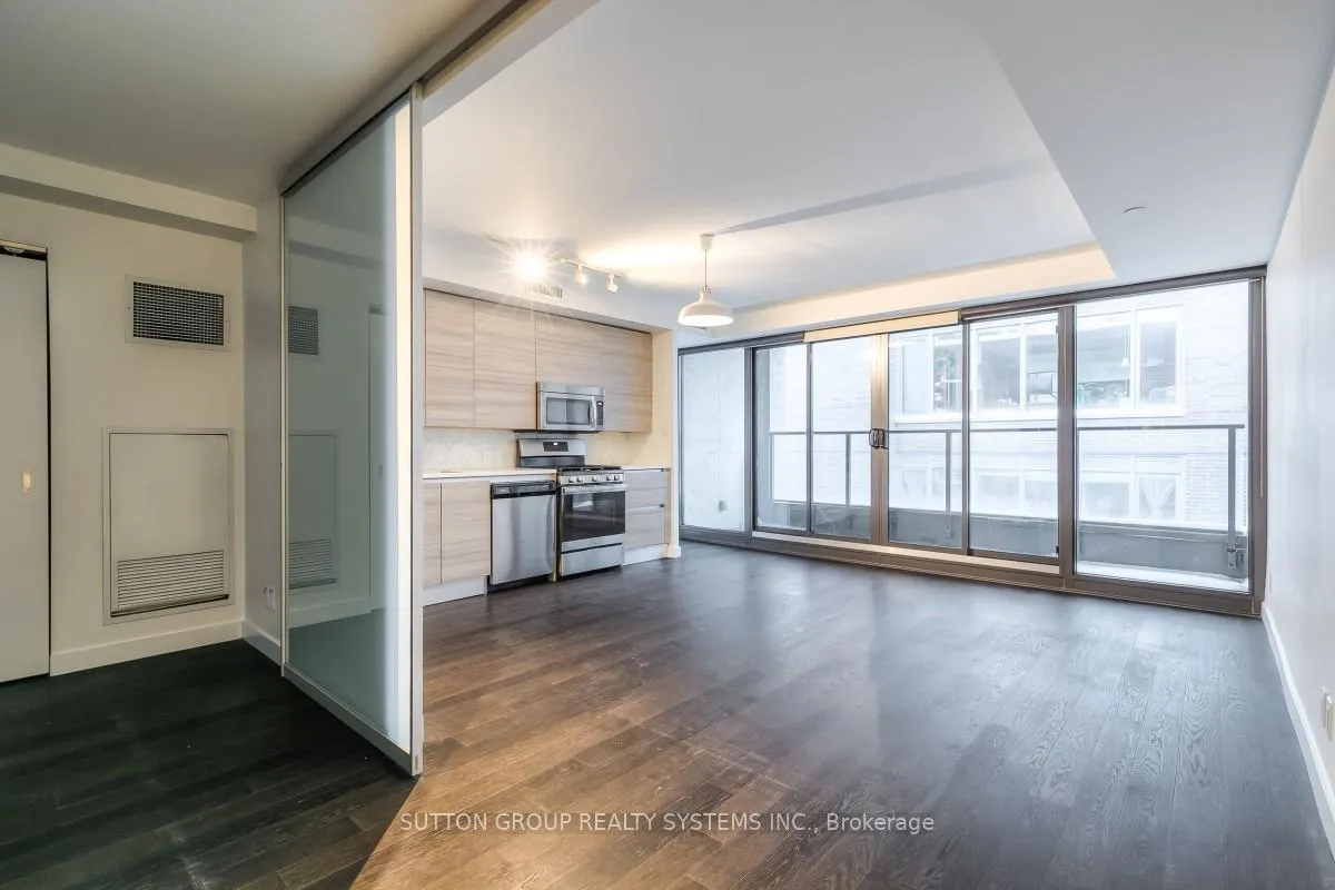 Photo 11 of Unit 523, 111 Bathurst Street, Toronto, Waterfront Communities — HOMEH