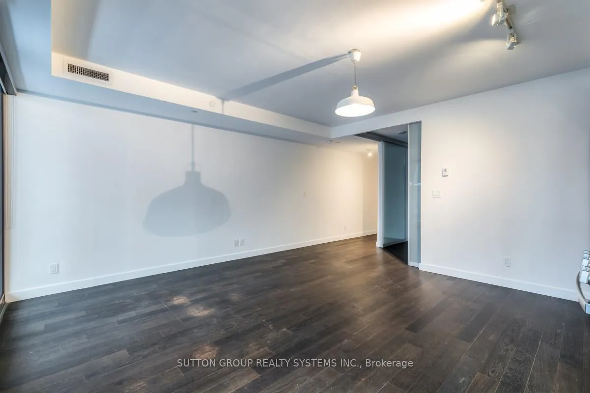 Photo 12 of Unit 523, 111 Bathurst Street, Toronto, Waterfront Communities — HOMEH