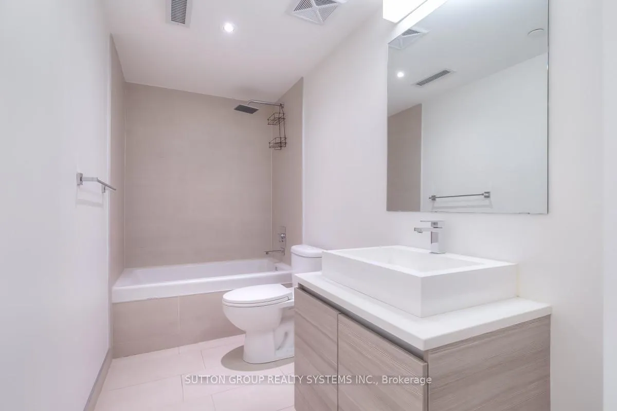 Photo 20 of Unit 523, 111 Bathurst Street, Toronto, Waterfront Communities — HOMEH