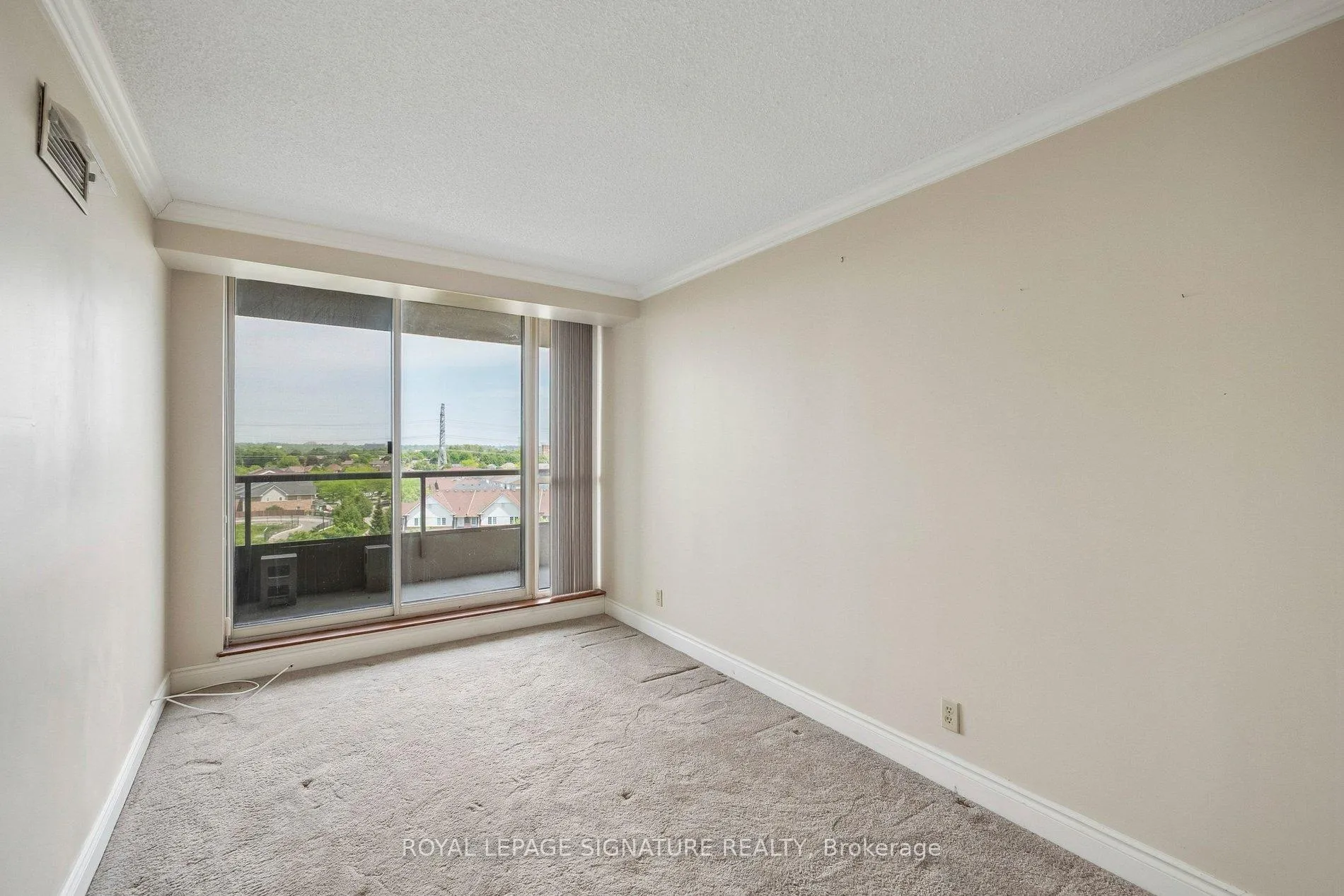 Photo 15 of Unit 715, 1890 Valley Farm Road, Pickering, Town Centre — HOMEH