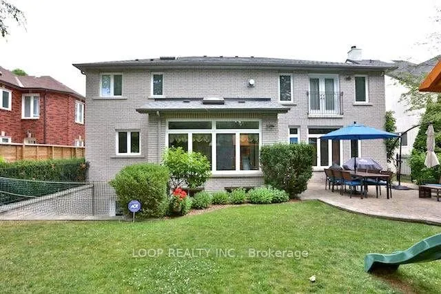 Photo 19 of 66 Cotswold Crescent, North York, St. Andrew-Windfields — HOMEH
