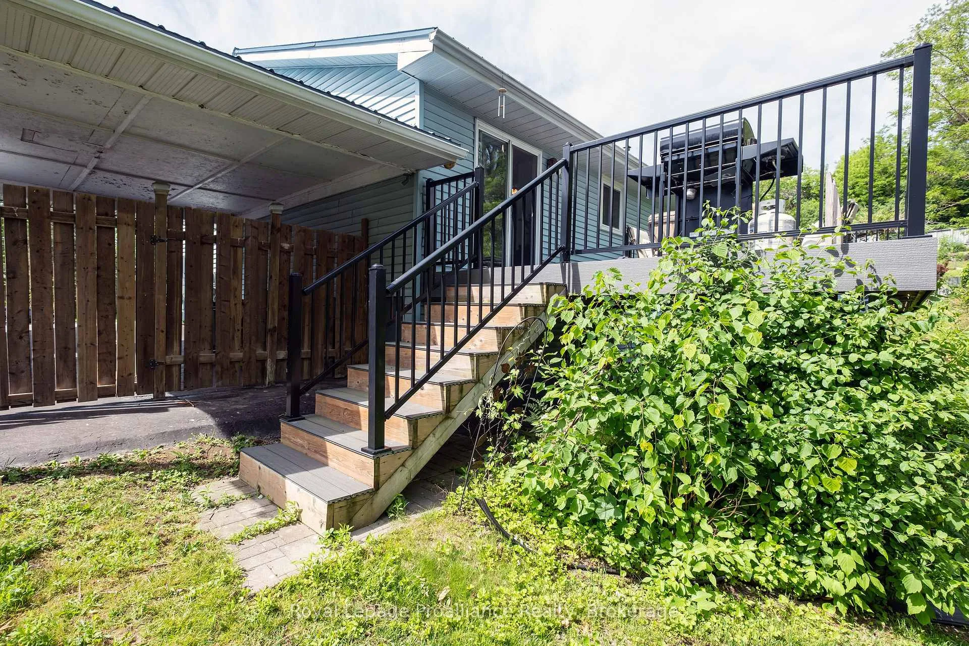 Photo 12 of 14 Allore Avenue, Quinte West, Trenton Ward — HOMEH