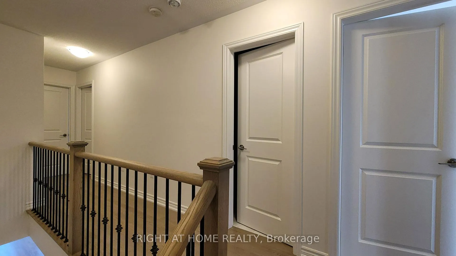 Photo 17 of 170 Shepherd Drive, Barrie, Rural Barrie Southeast — HOMEH