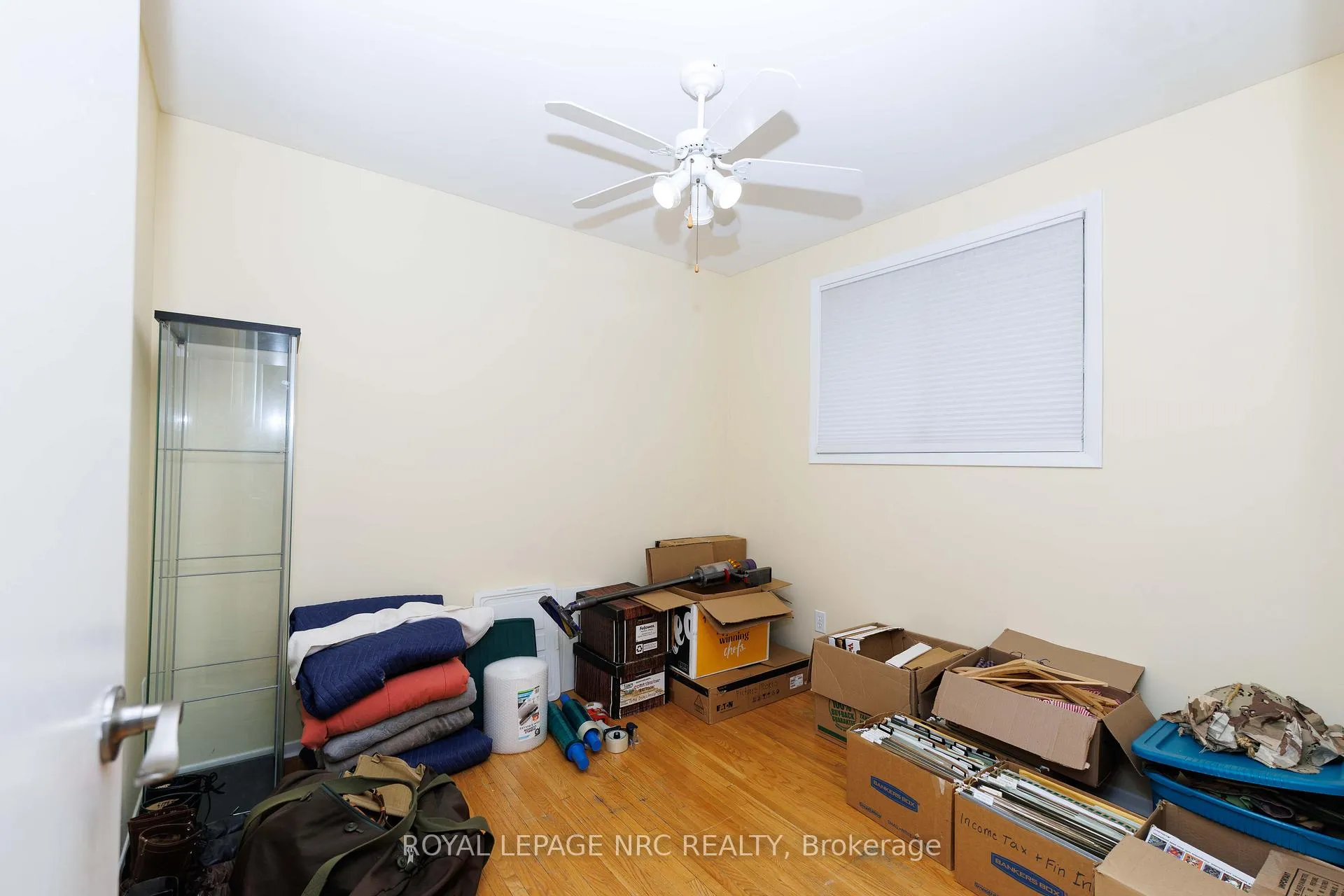 Photo 23 of 6128 Strohan Street, Niagara Falls, Church's Lane — HOMEH