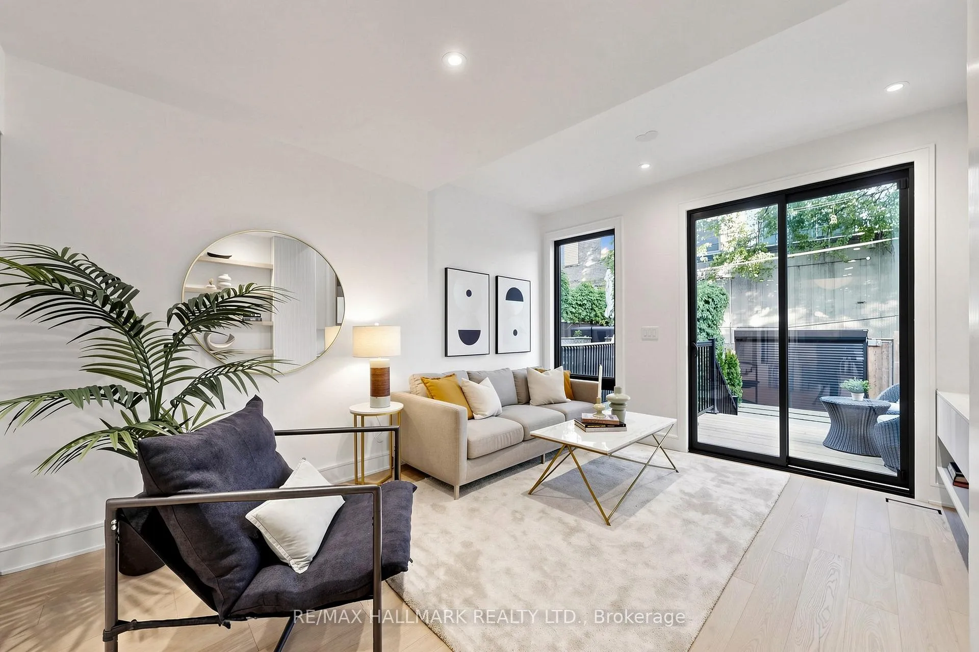 Photo 12 of 207 Victor Avenue, Toronto, North Riverdale — HOMEH