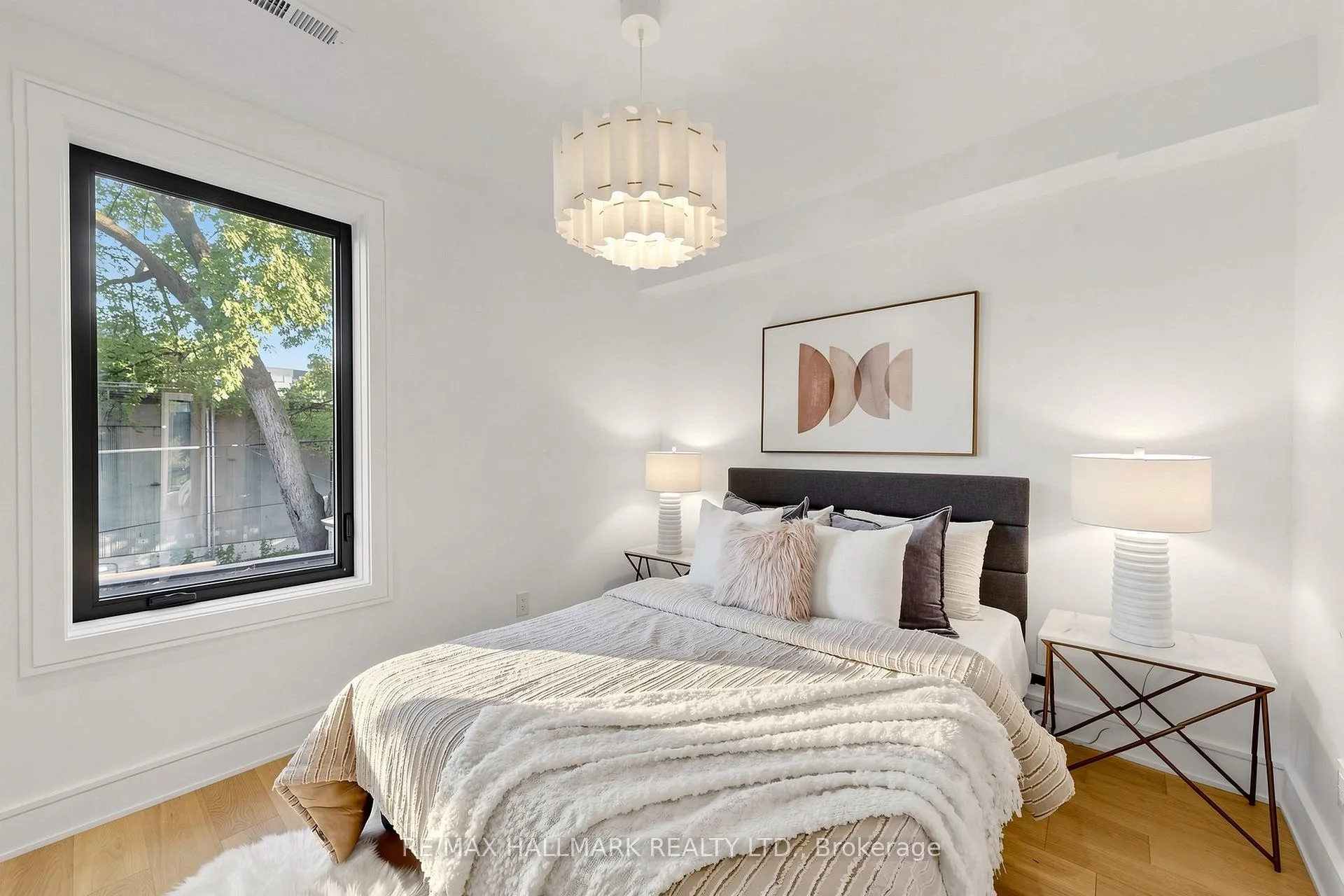 Photo 22 of 207 Victor Avenue, Toronto, North Riverdale — HOMEH