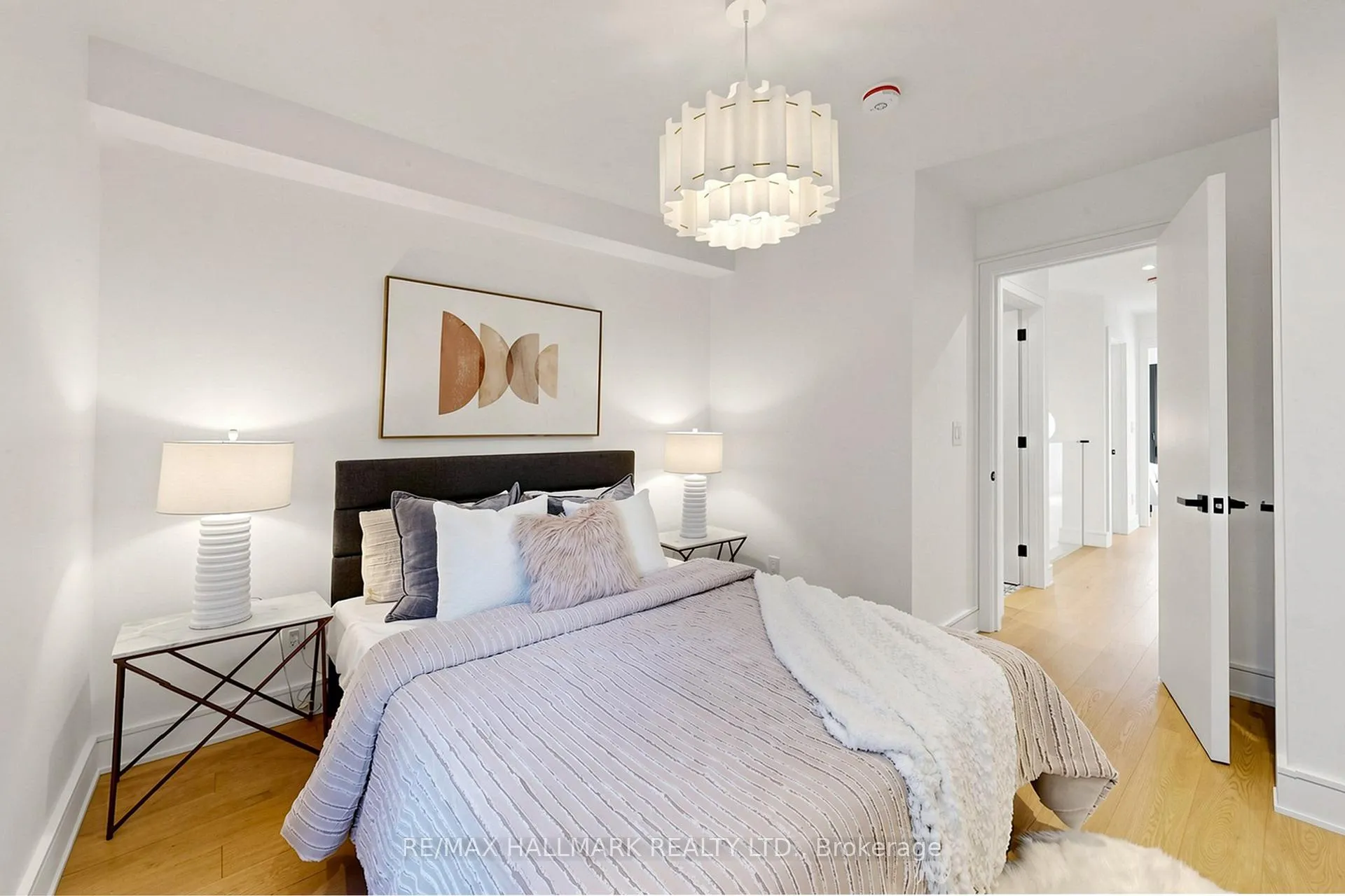 Photo 23 of 207 Victor Avenue, Toronto, North Riverdale — HOMEH